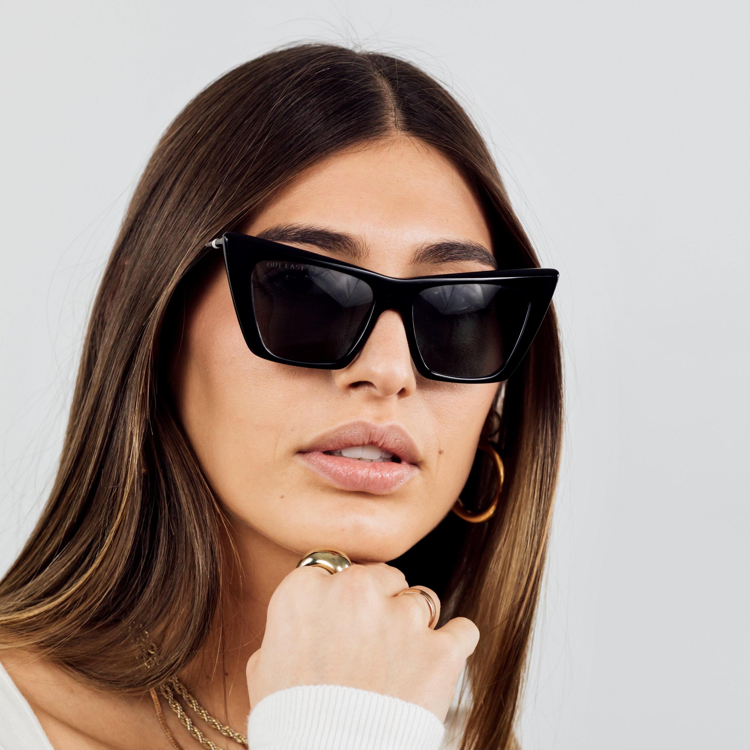 BAY SUNGLASSES Product Image