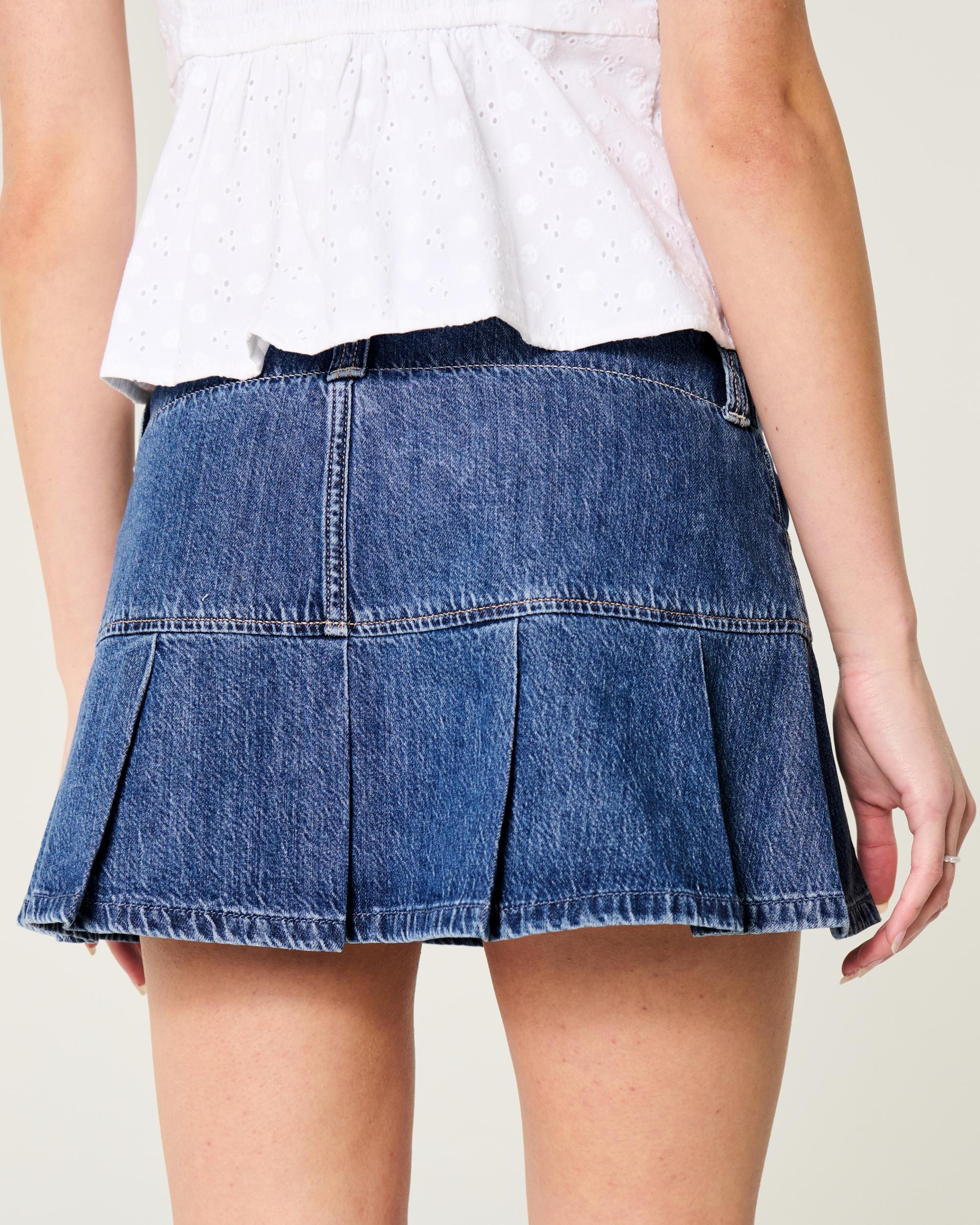 Low-Rise Dark Wash Pleated Denim Mini Skort Product Image