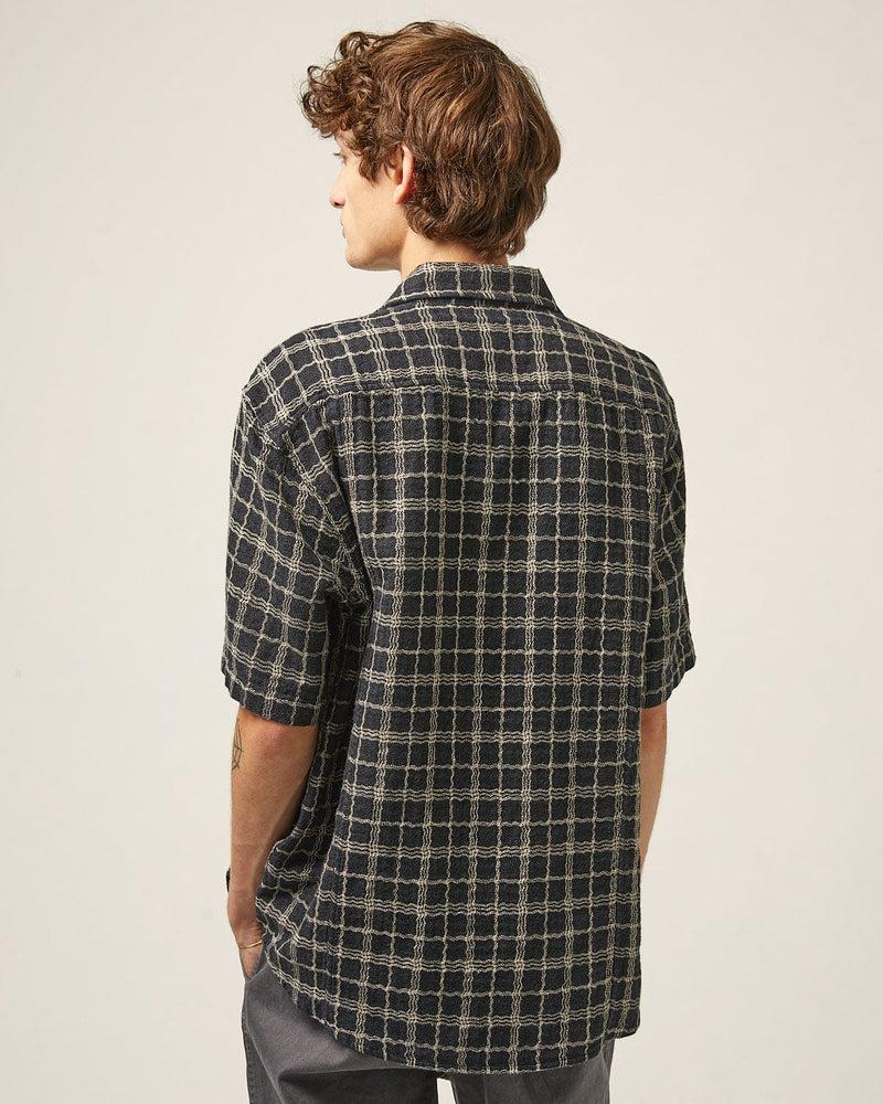 Wavy Linen SS - Black Product Image