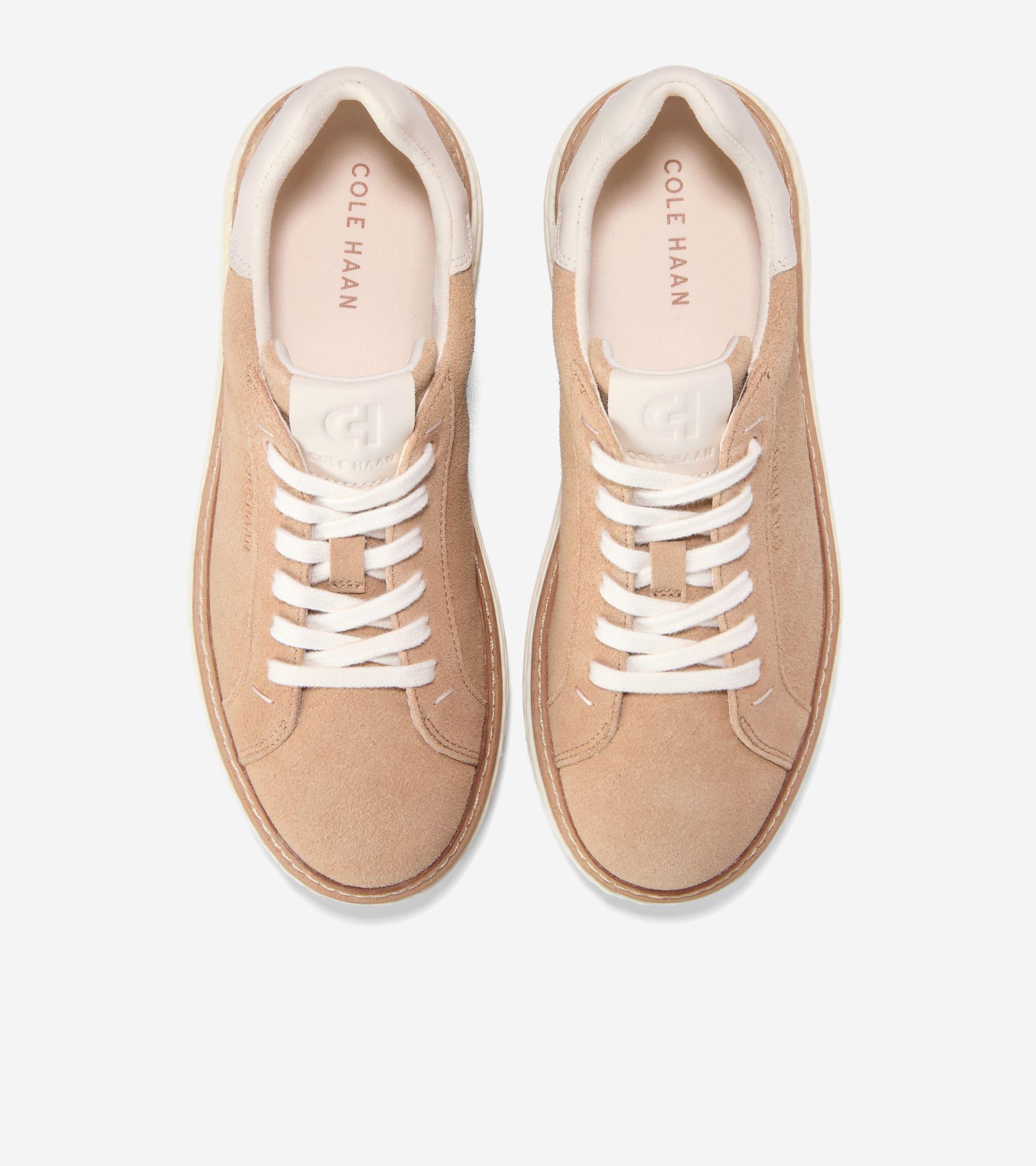 Clarisse Phone Crossbody Bag Product Image