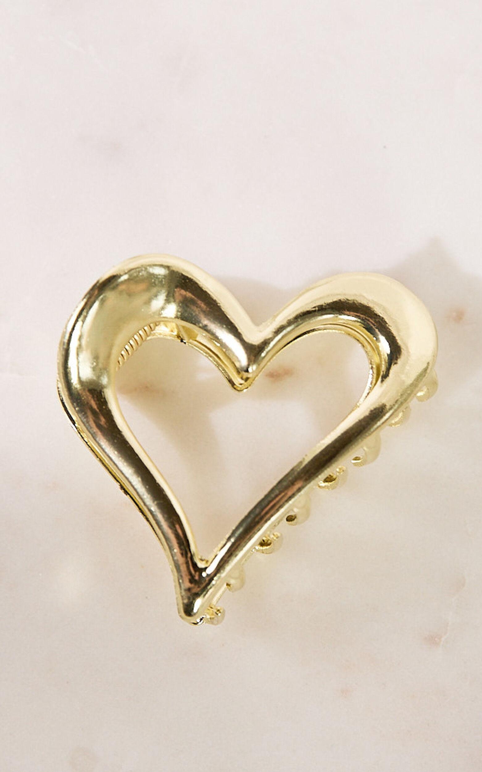 Priscilla Heart Hair Clip in Gold Product Image