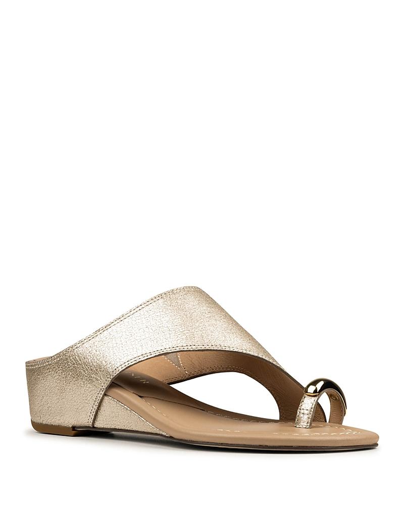 Donald Pliner Womens Toe Ring Wedge Sandals Product Image
