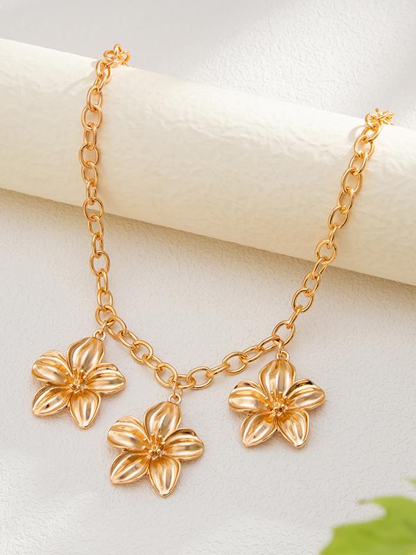 Flower Shape Necklaces Accessories Product Image