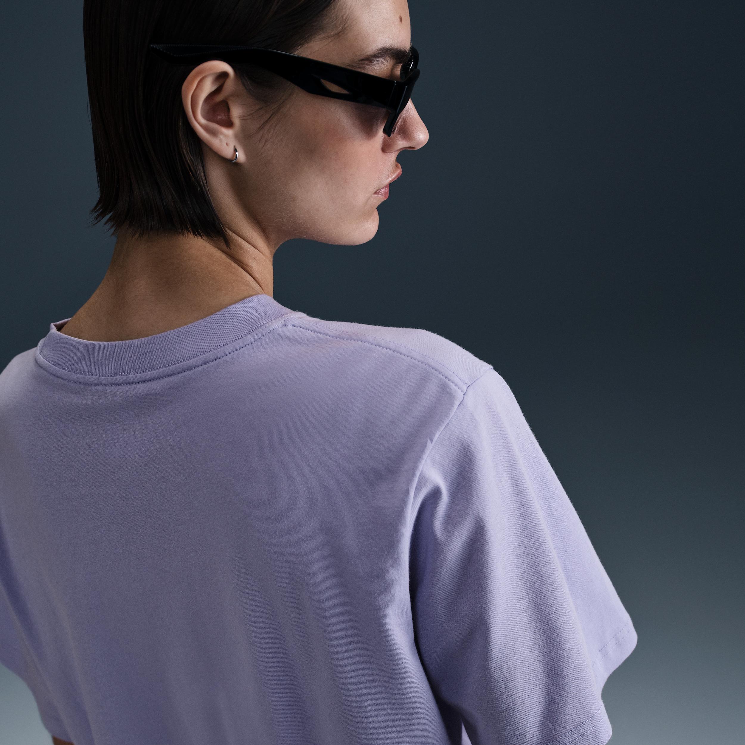 Nike Sportswear Essential Women's T-Shirt Product Image