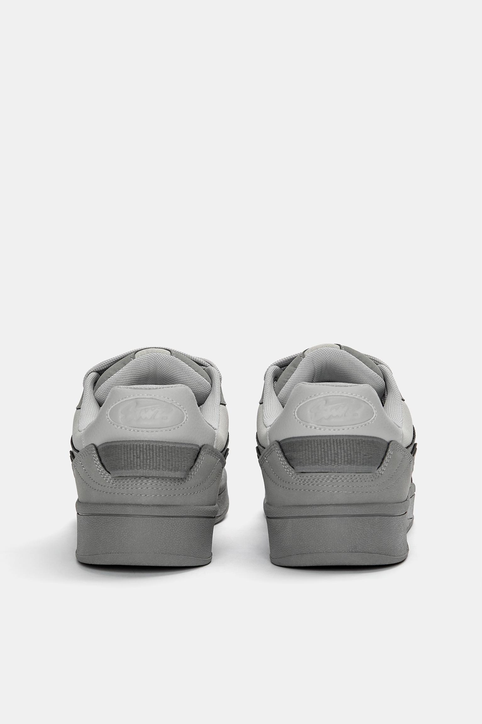 Multi-piece skate shoes Product Image