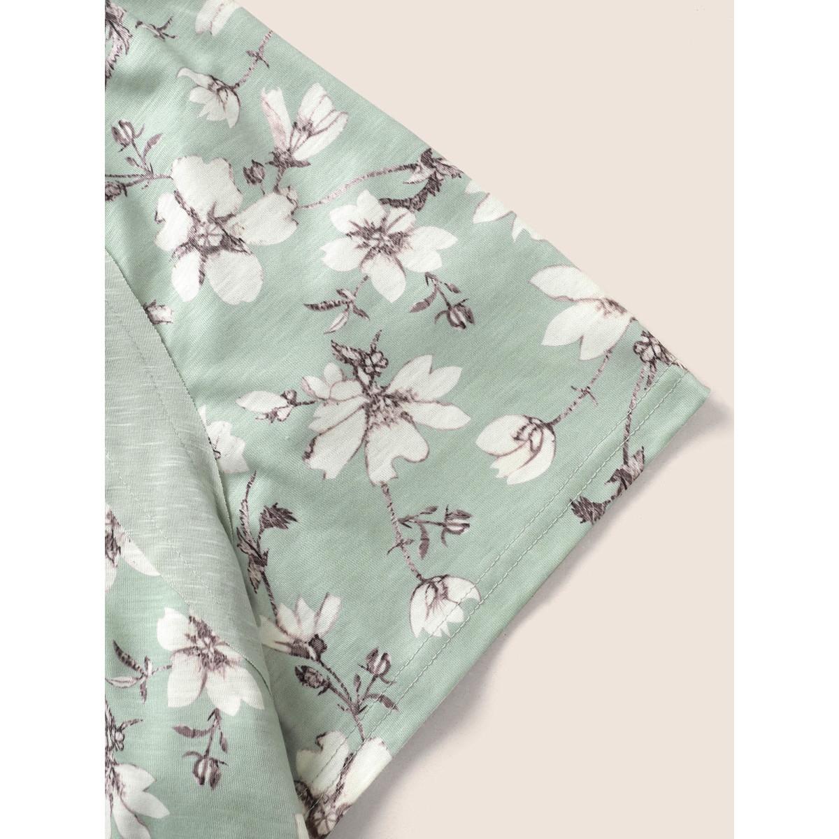 Plus Size Floral Patchwork Pleated Raglan Sleeve T-shirt LightGreen Women Elegant Contrast Natural Flowers V-neck Everyday T-shirts BloomChic 14-16/1X Product Image