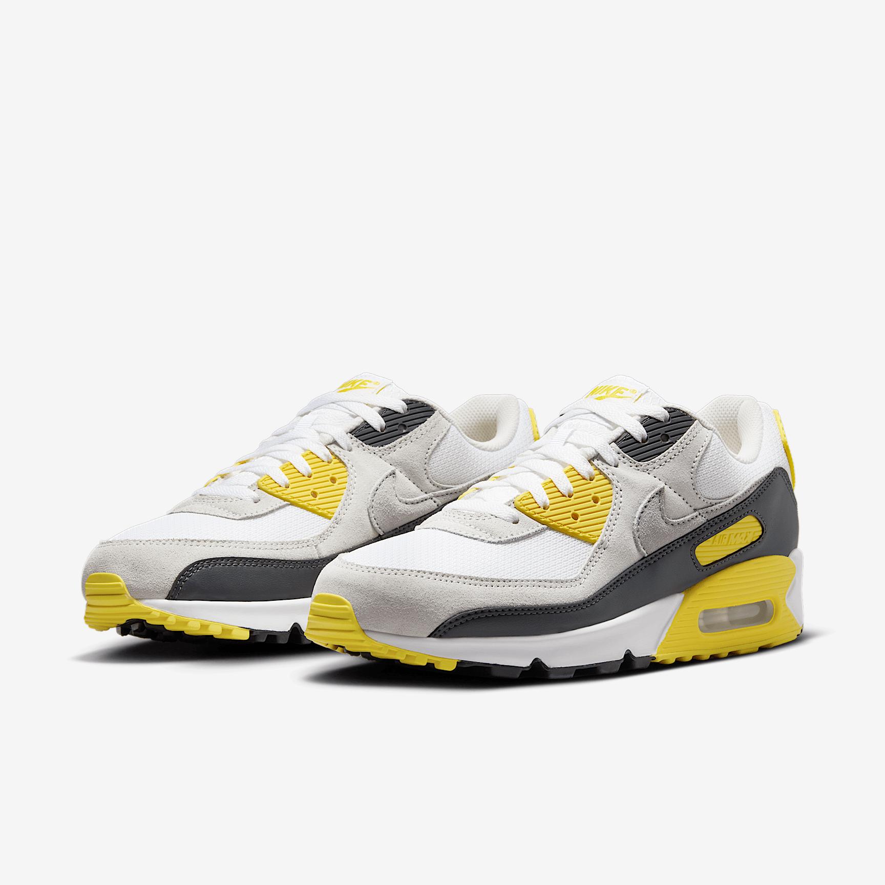 Nike Air Max 90 Men's Shoes Product Image
