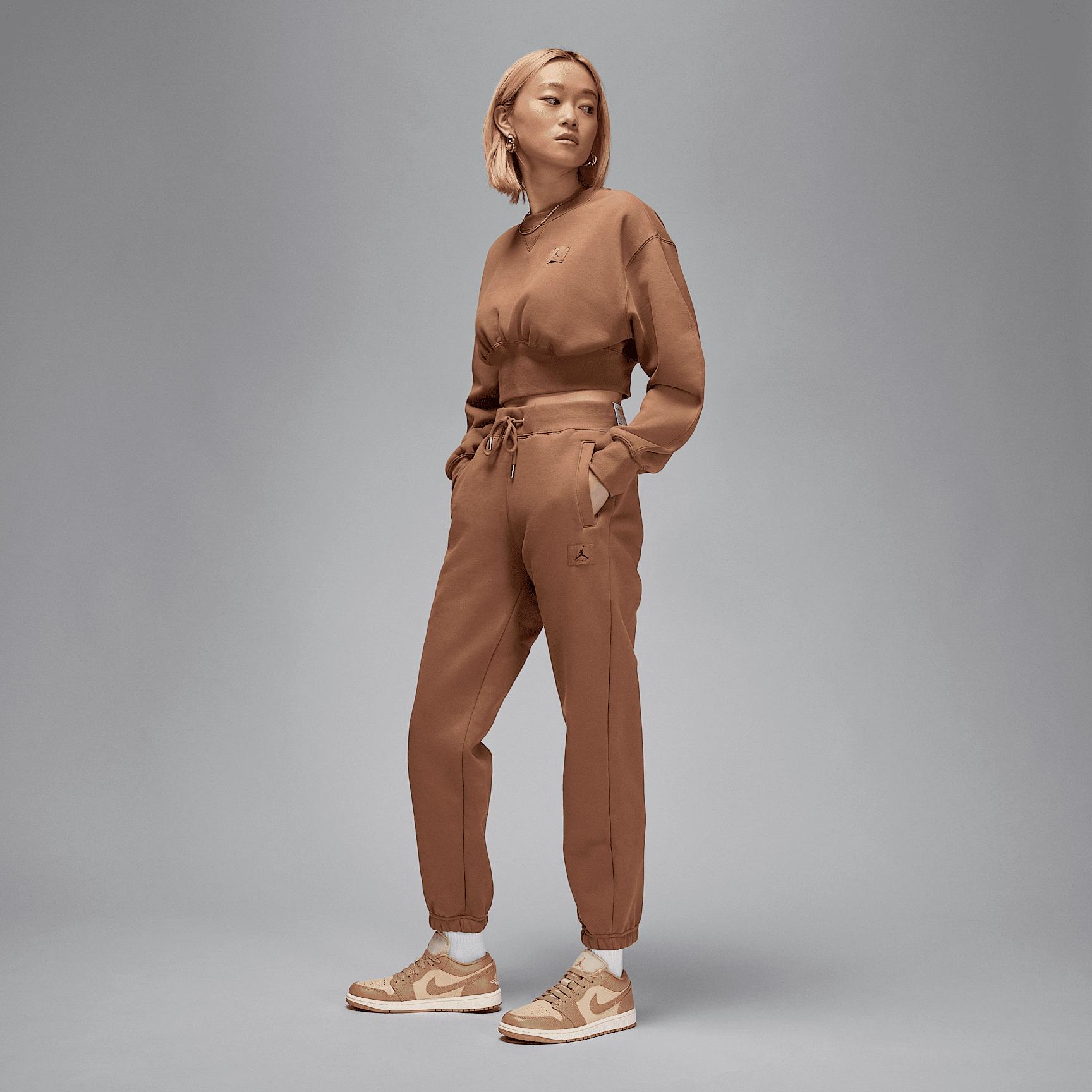 Air Jordan 1 Low Women's Shoes Product Image