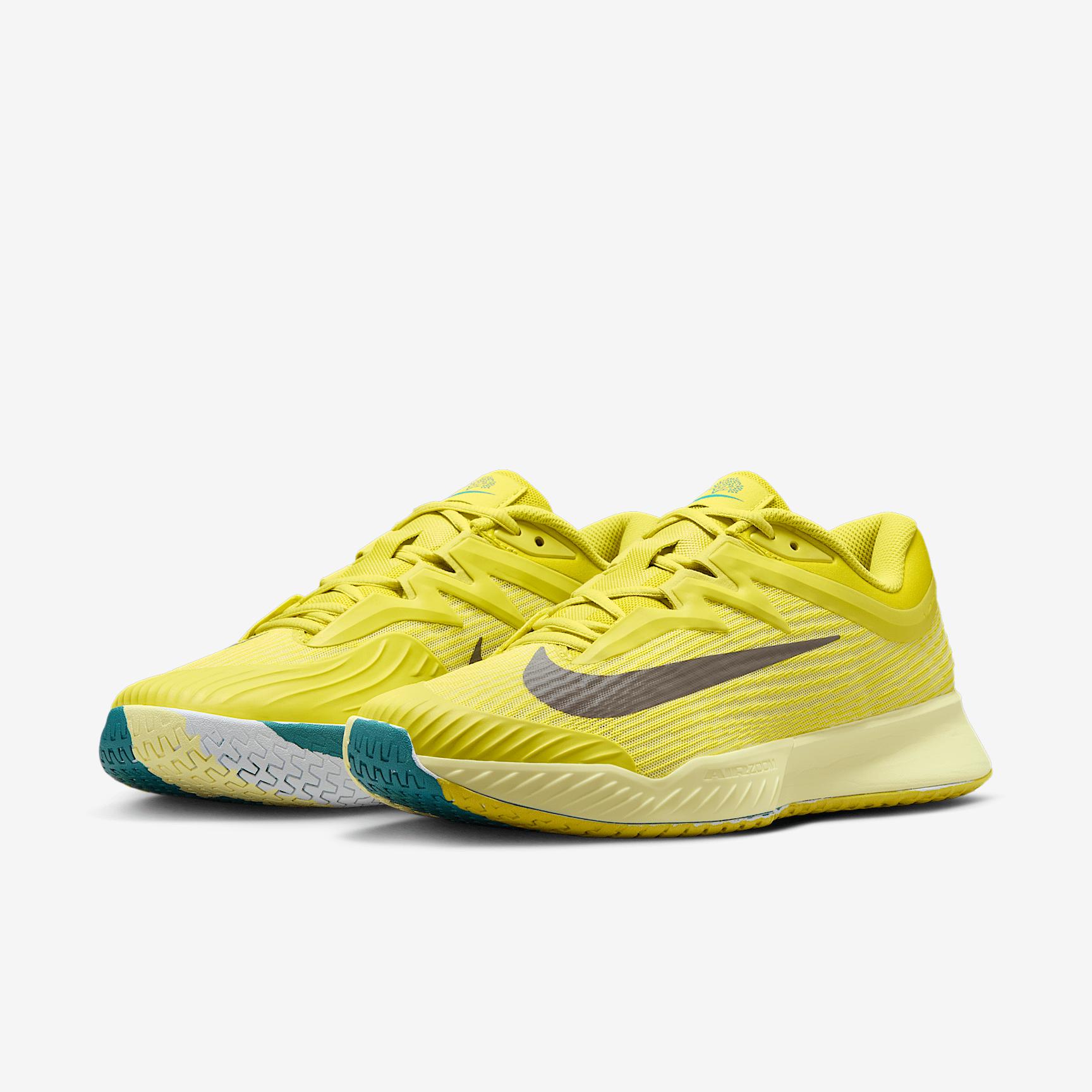 Nike Men's Vapor Pro 3 Premium Hard Court Tennis Shoes Product Image