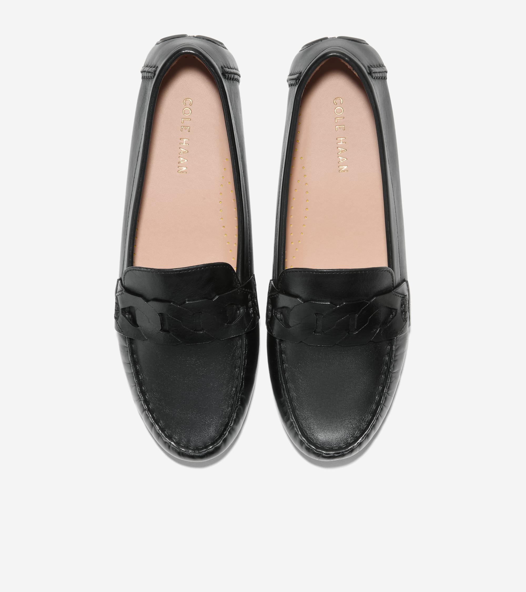 Essential Pouch Product Image