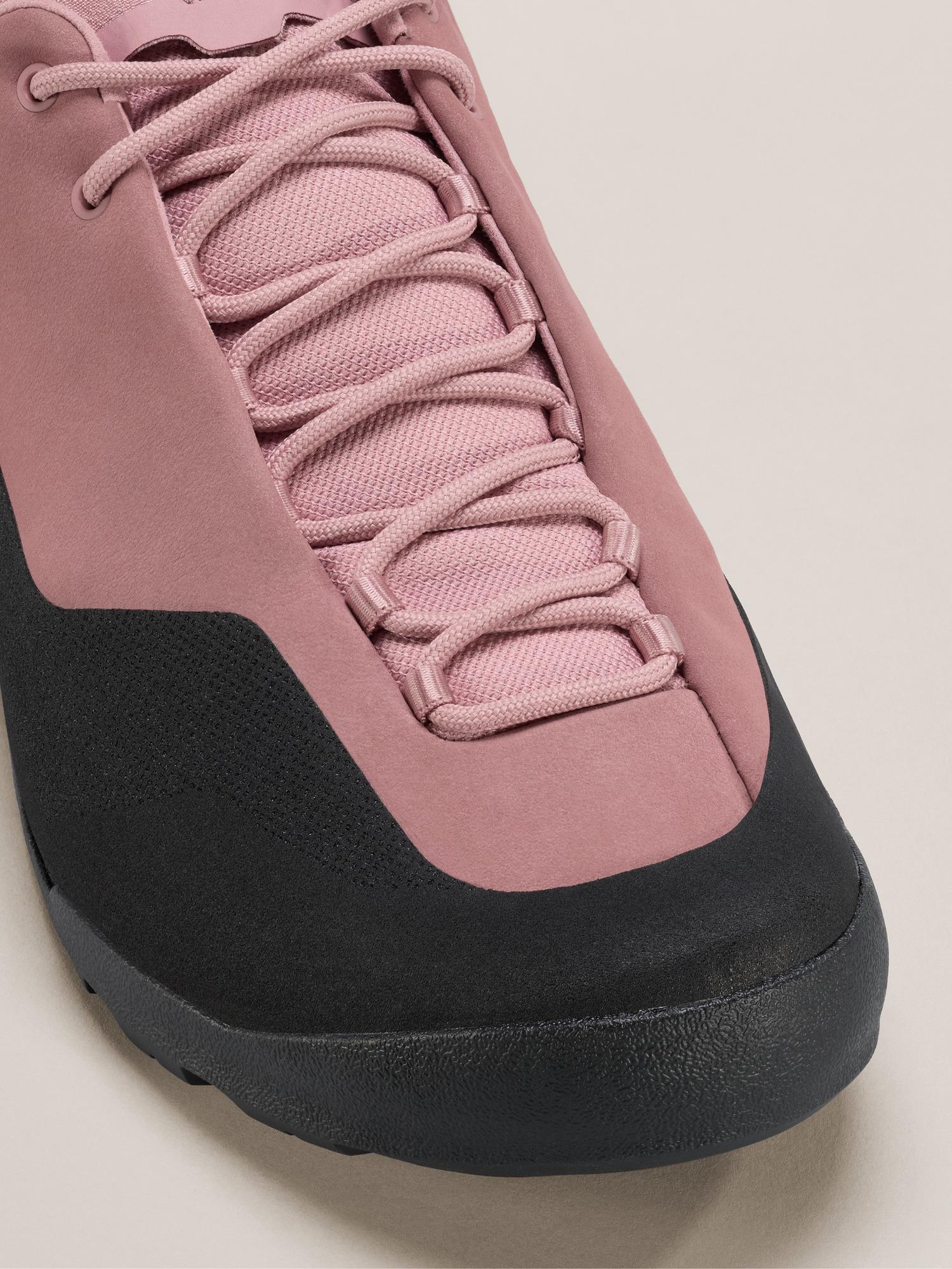 Konseal Shoe Women's Product Image