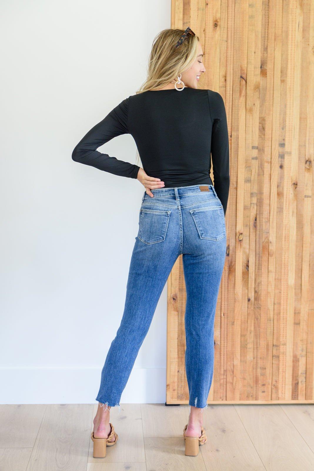 Kyla Destroyed Hi Waist Relaxed Fit (Online Exclusive) Product Image