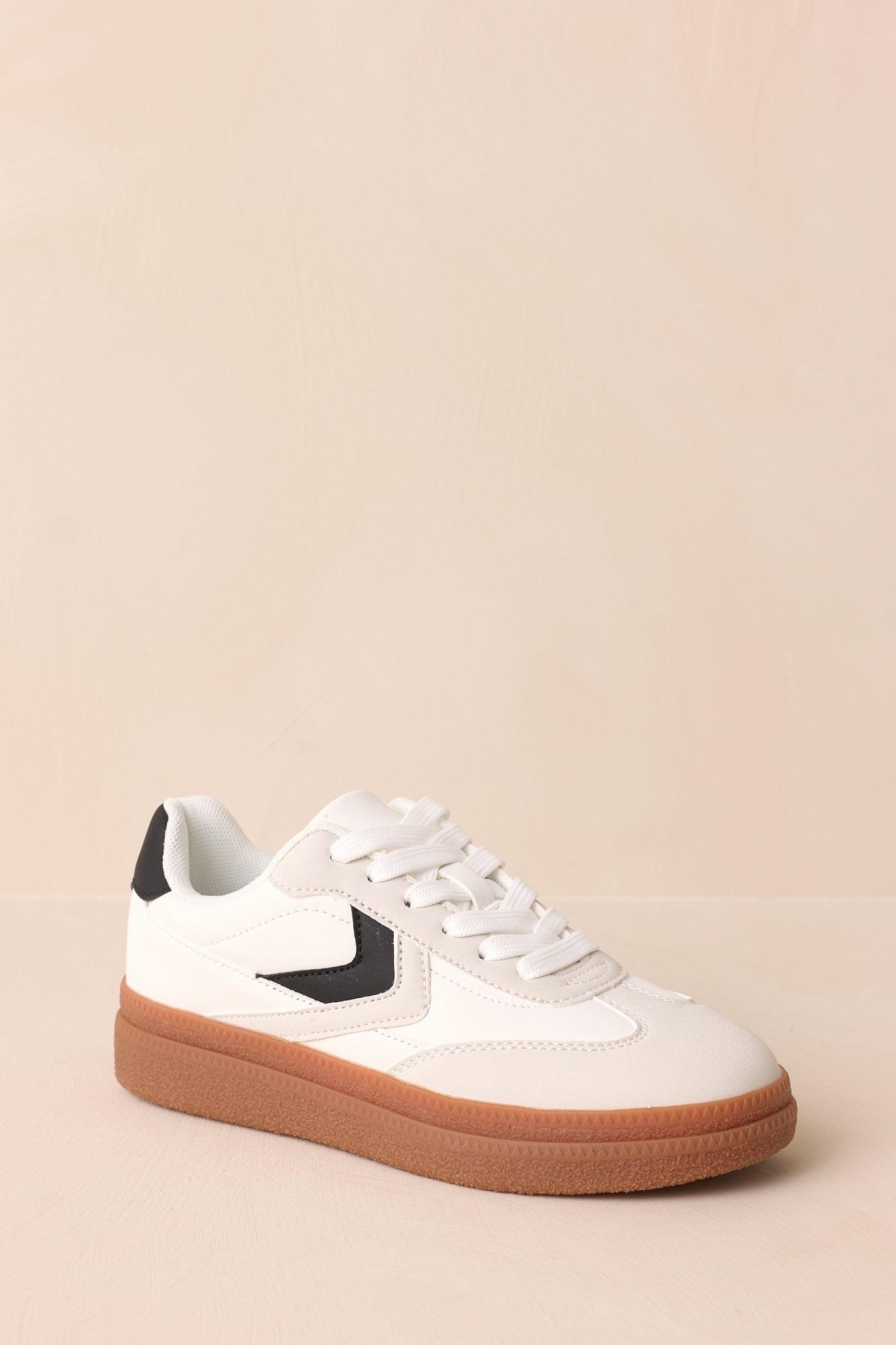 Catching Moments White & Grey Sneaker Product Image