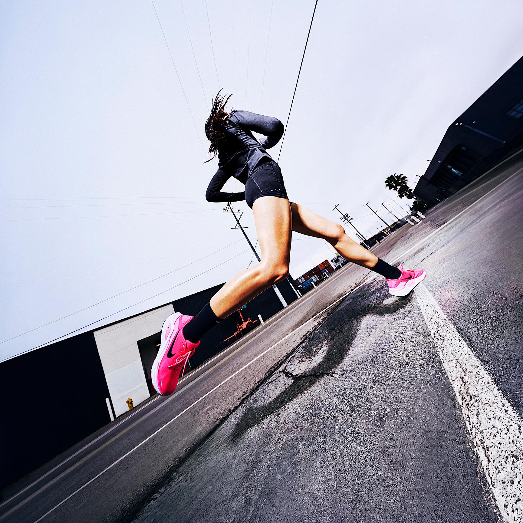 Nike Womens Structure 26 Road Running Shoes | HJ1101-601 Product Image