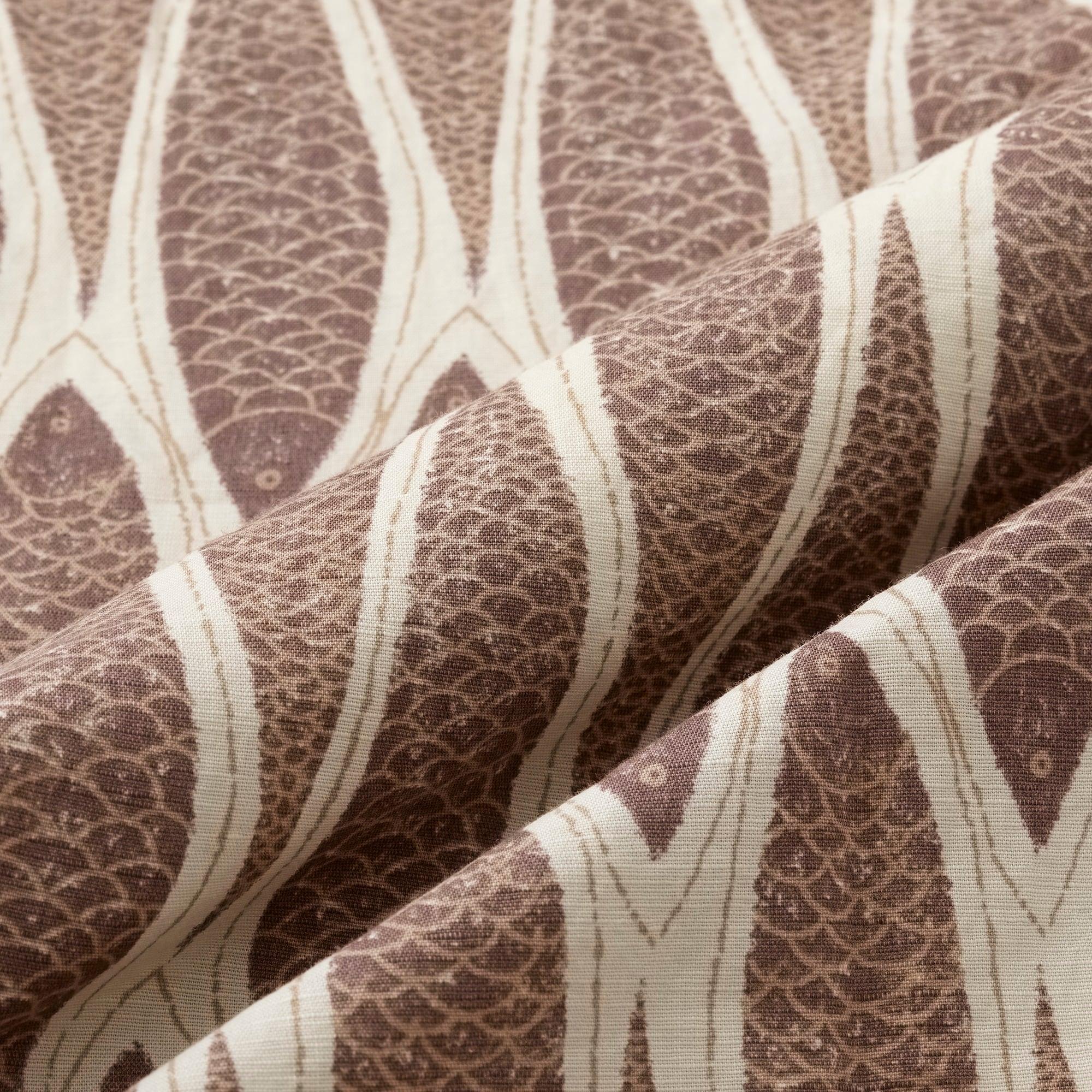 Short-sleeve slub cotton-linen blend camp-collar shirt in print Product Image