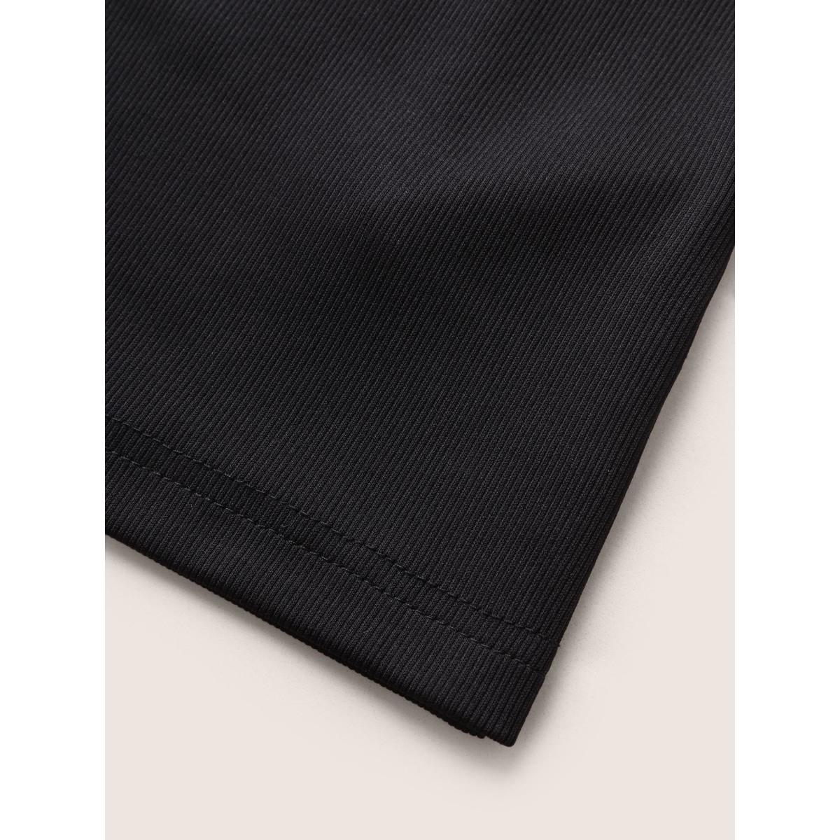 Plus Size Solid Rib Knit Heart Neckline Tank Top Women Black Casual Heart neckline Everyday Tank Tops Camis BloomChic 12/L Product Image