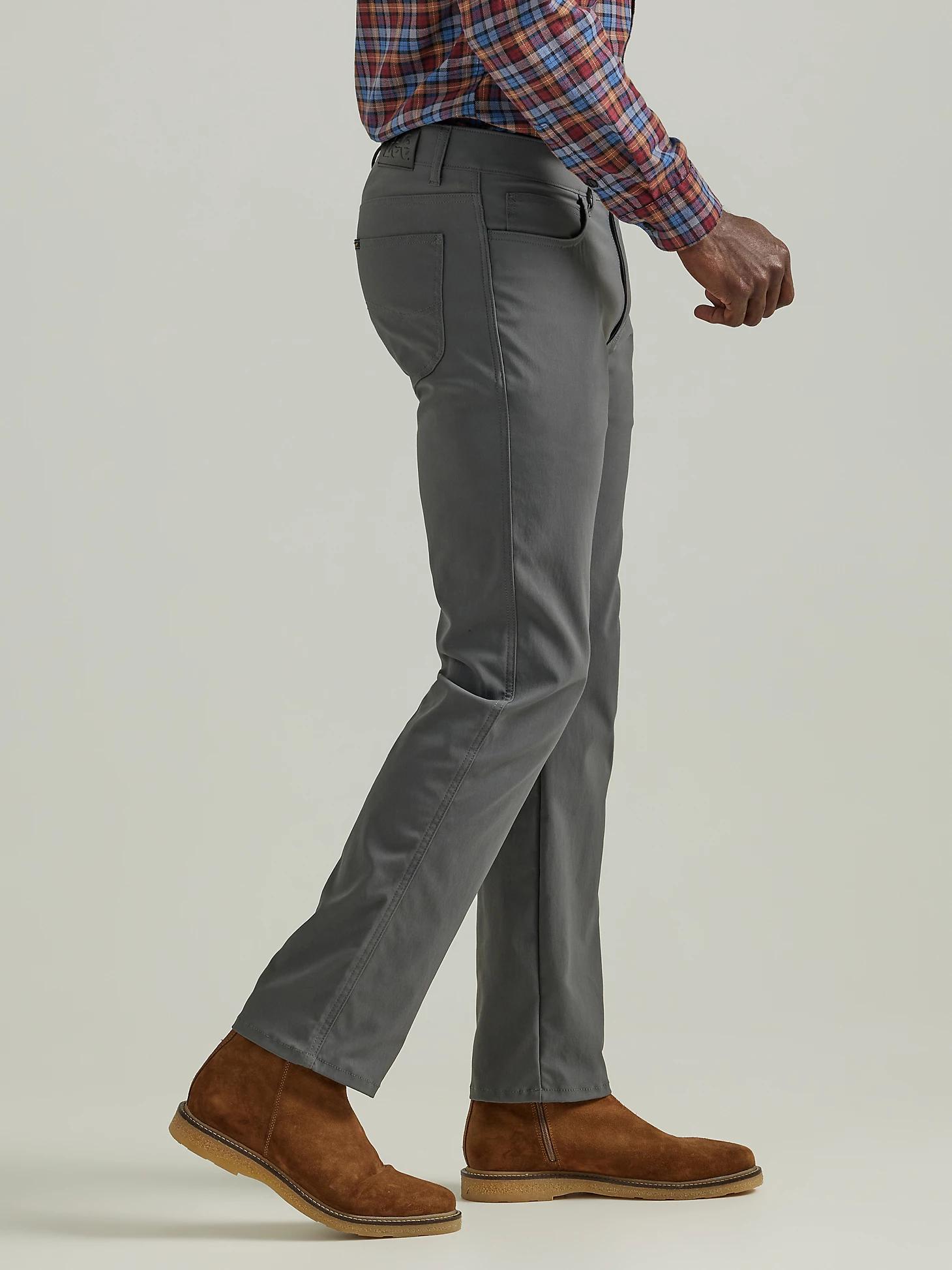 Men's Extreme Motion 4-Way Stretch Performance Pant | Men's Pants | Lee® Product Image