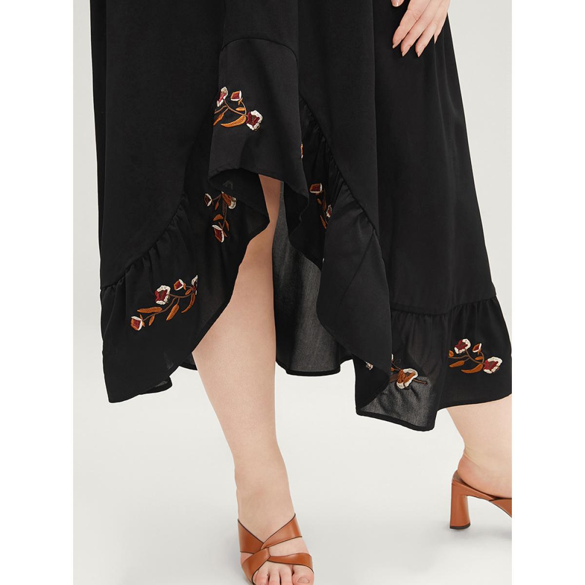 Plus Size Floral Embroidered Pocket Asymmetrical Hem Skirt Women Black Vacation Embroidered Loose No stretch Pocket Dailywear Skirts BloomChic 30/6X Product Image