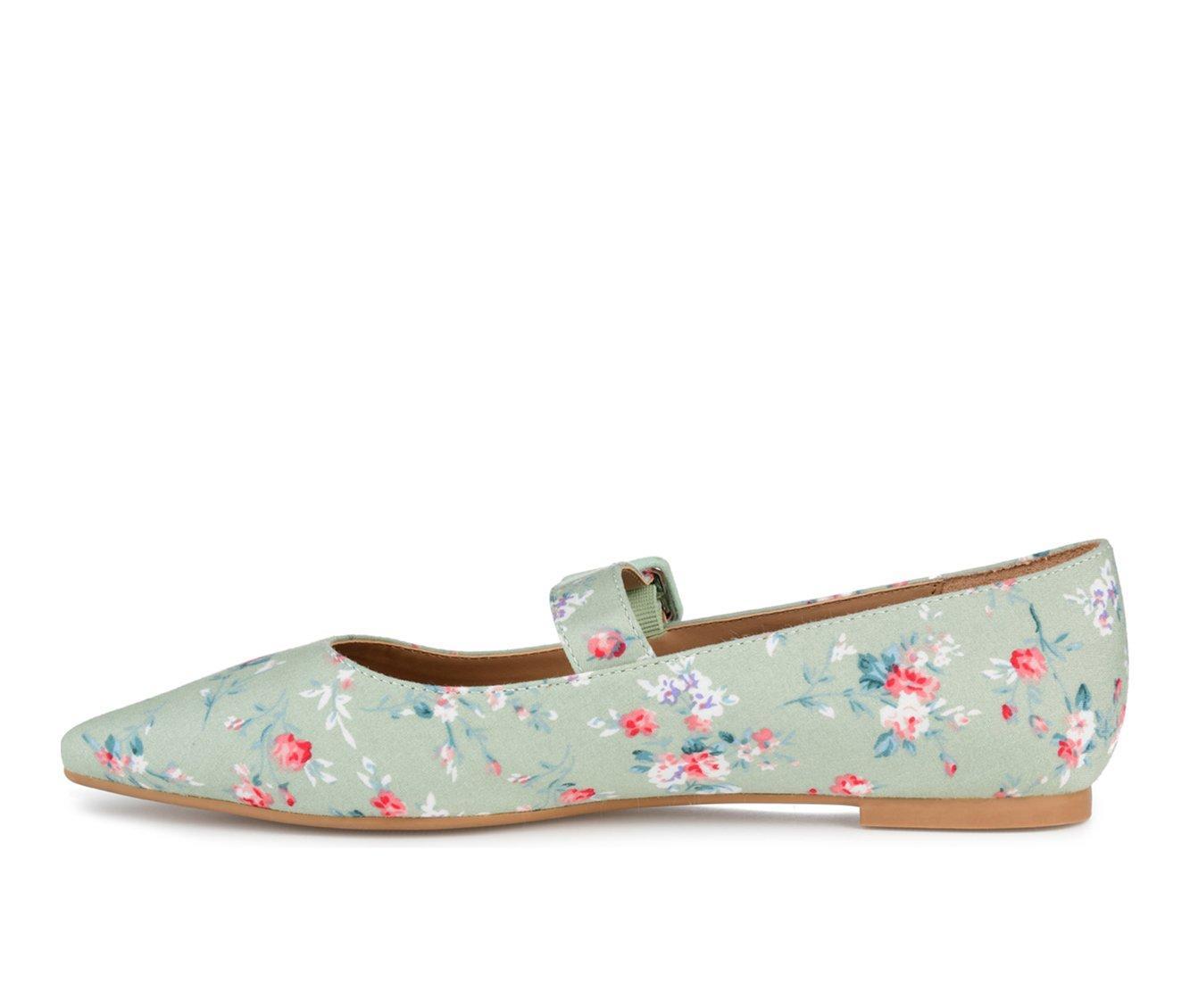 Women's Journee Collection Karissa Flats Product Image