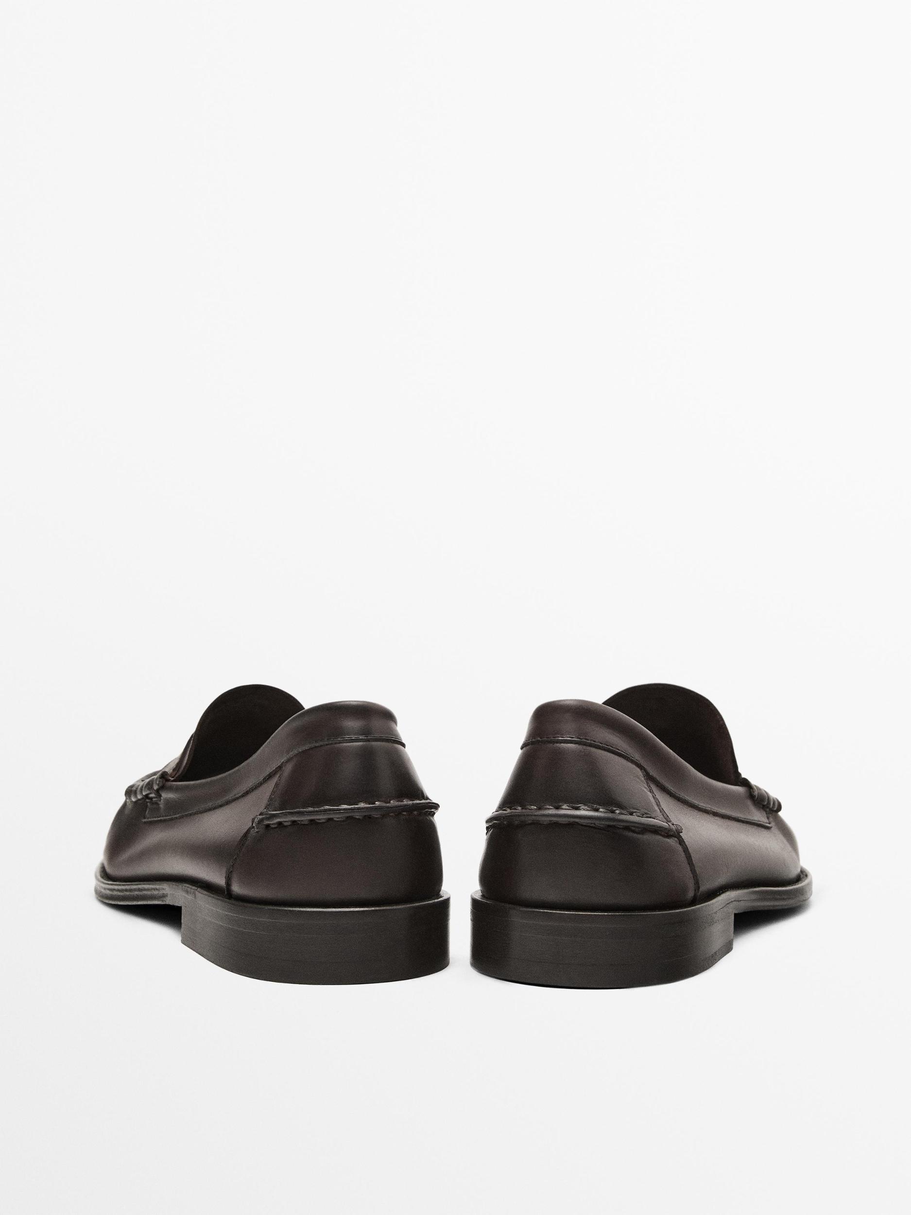 Oiled leather penny strap loafers Product Image