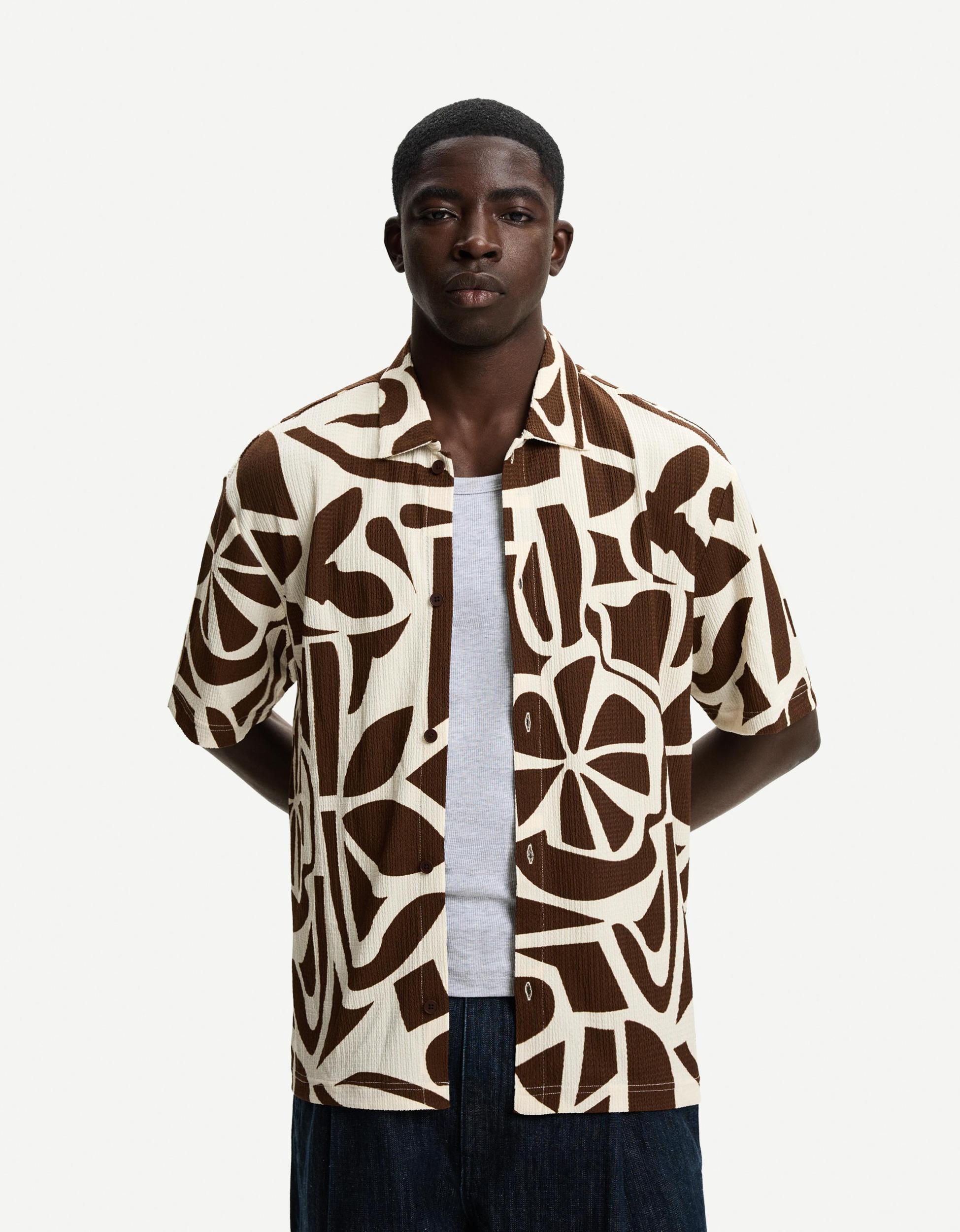 Printed short sleeve pleated shirt Product Image