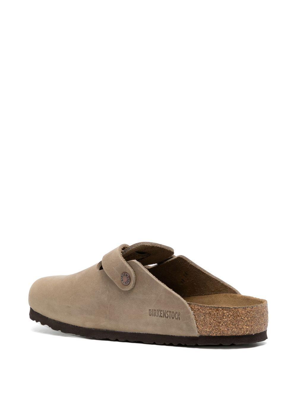 Boston Oiled clogs Product Image