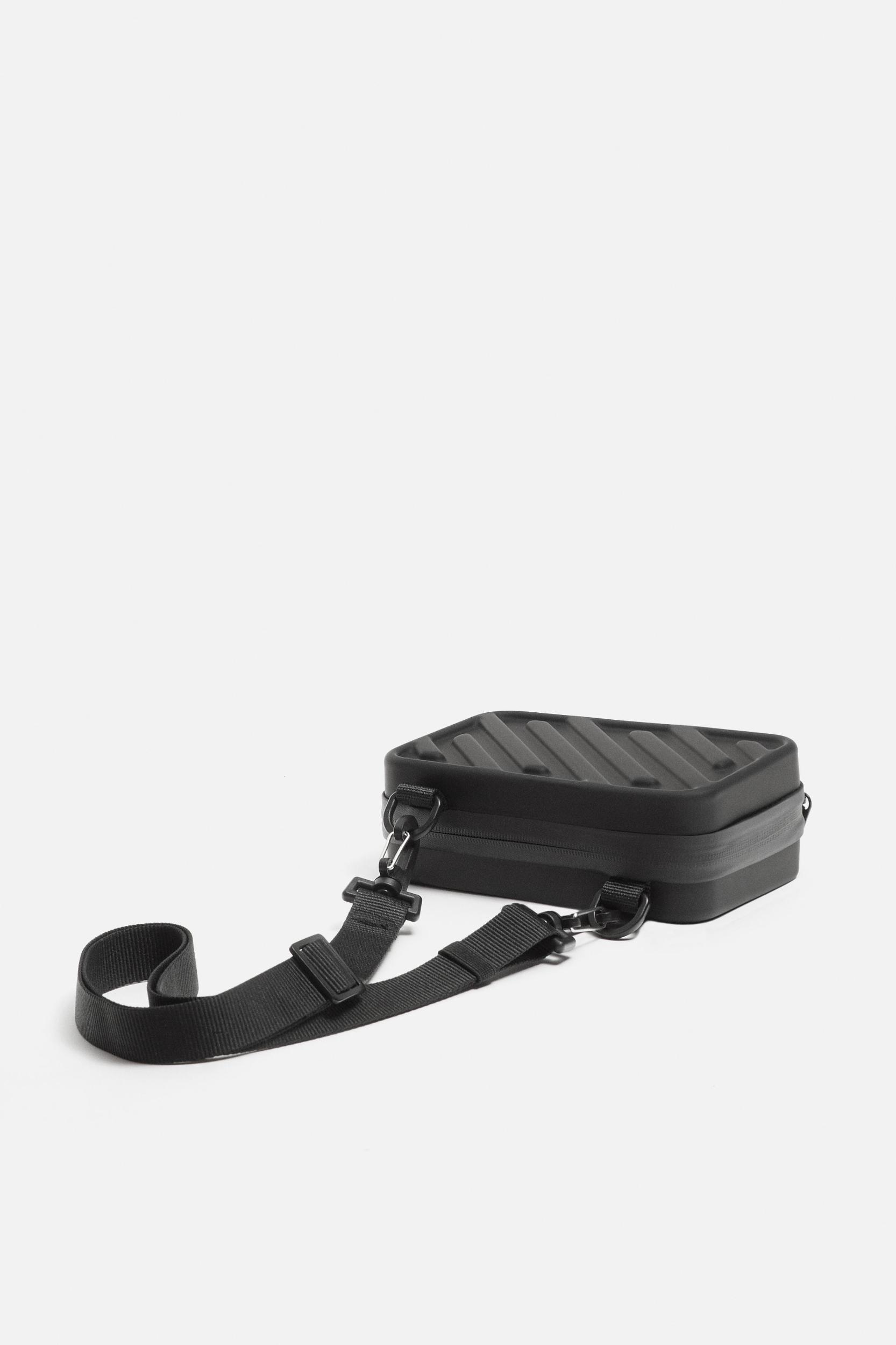 RIGID CROSSBODY BAG Product Image