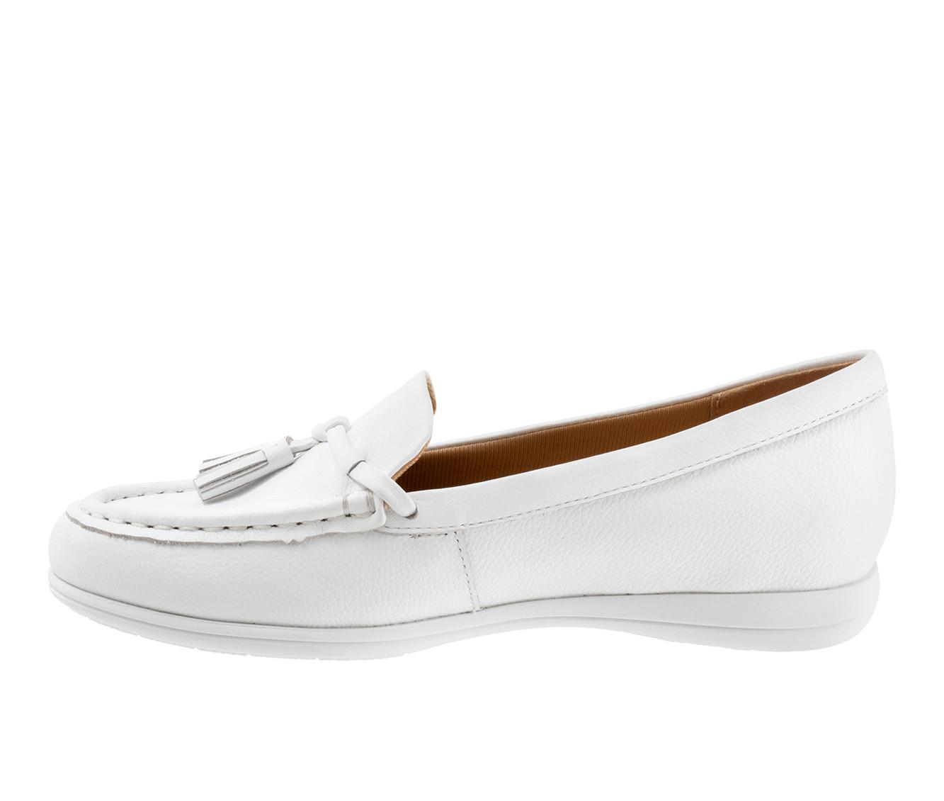 Women's Trotters Dawson Moccasin Loafers Product Image