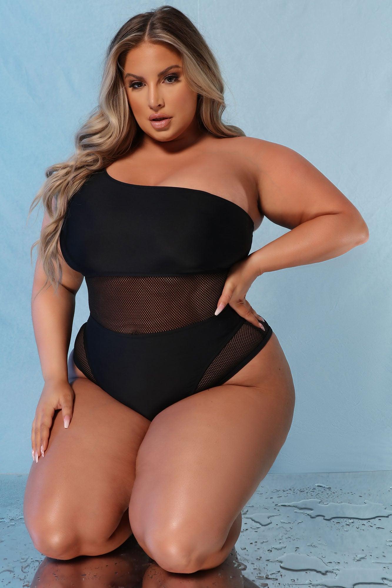 Last Minute Getaway One Piece Swimsuit - Black Product Image