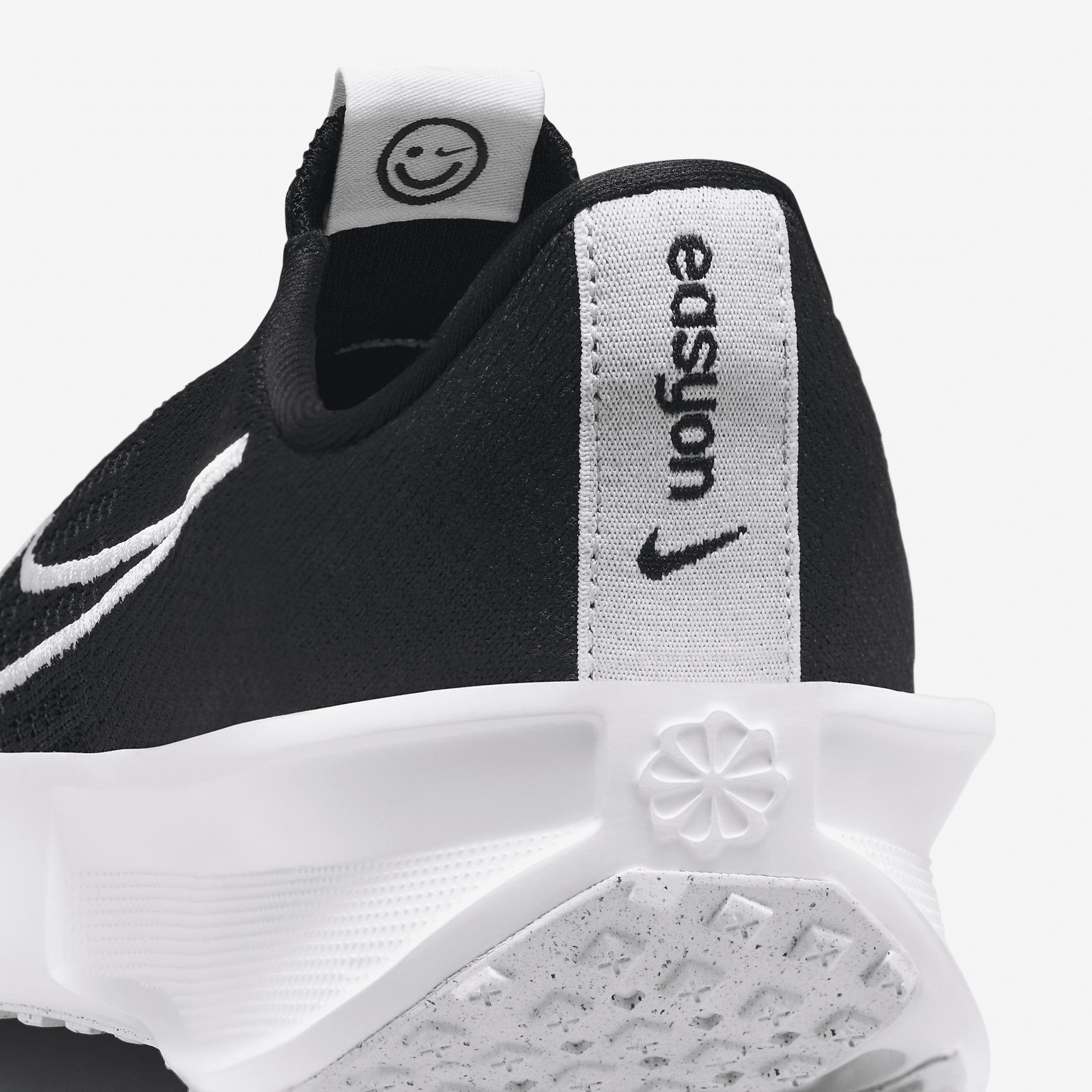 Nike Interact Run EasyOn Women's Road Running Shoes Product Image