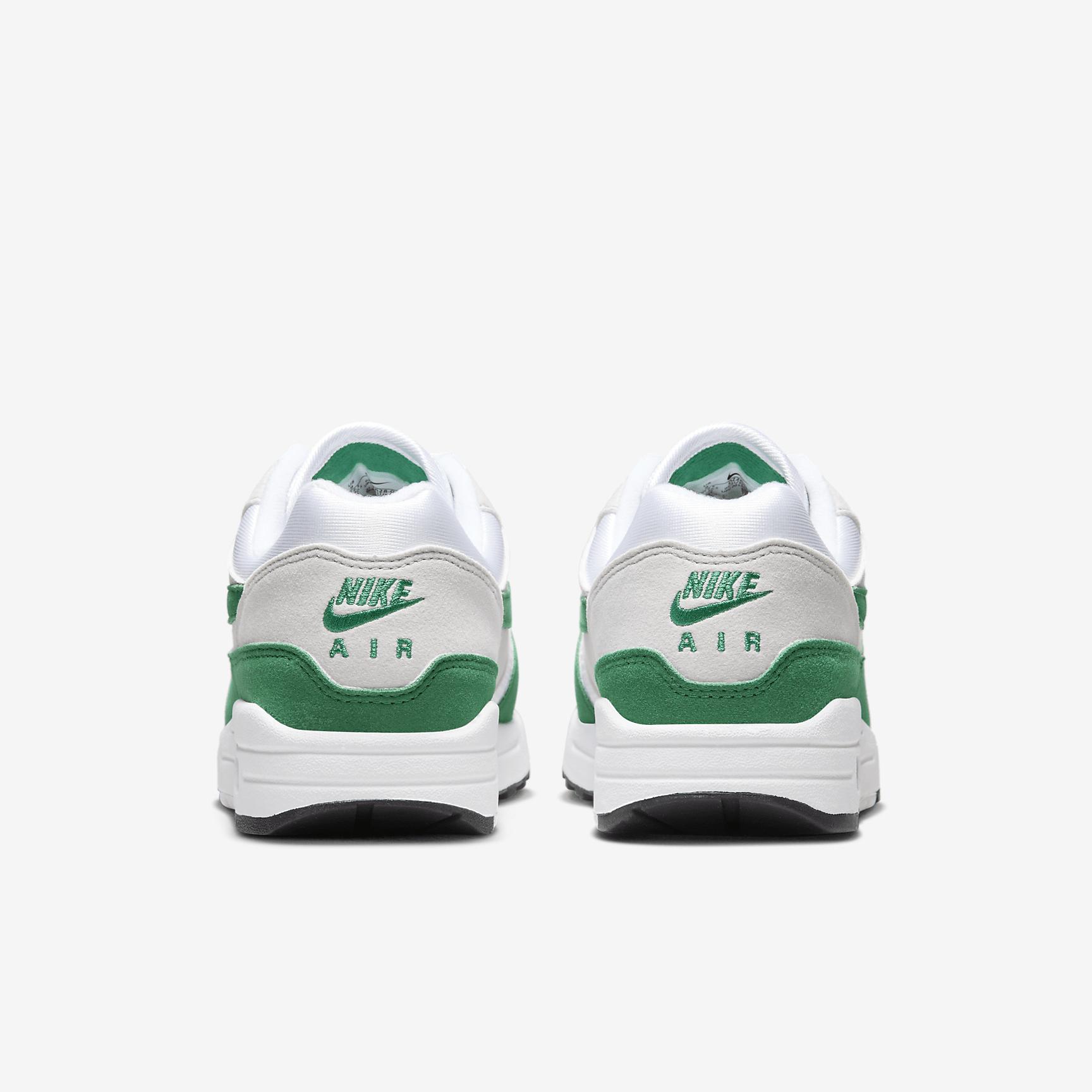 Womens Nike Air Max 1 Casual Shoes Product Image