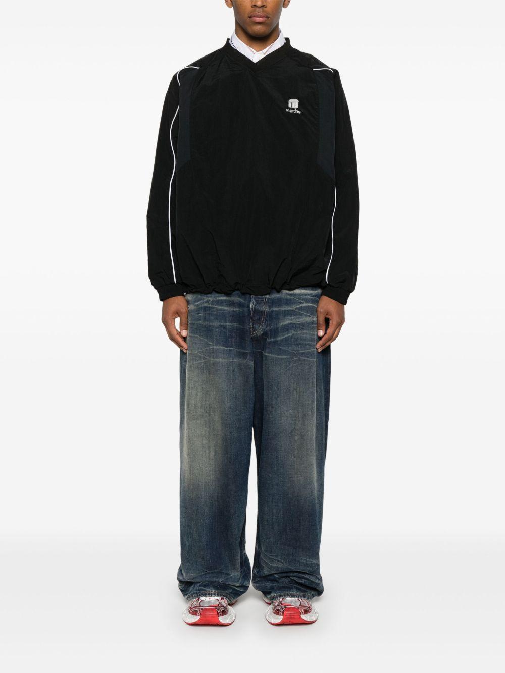 Sports sweatshirt Product Image