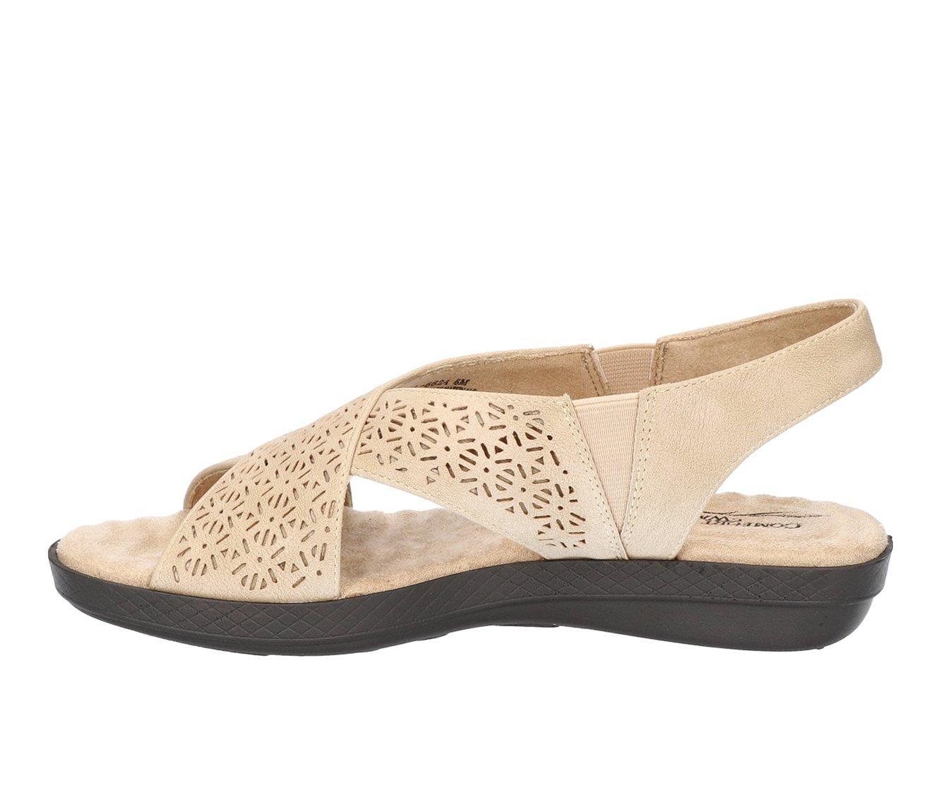 Women's Easy Street Claudia Sandals Product Image