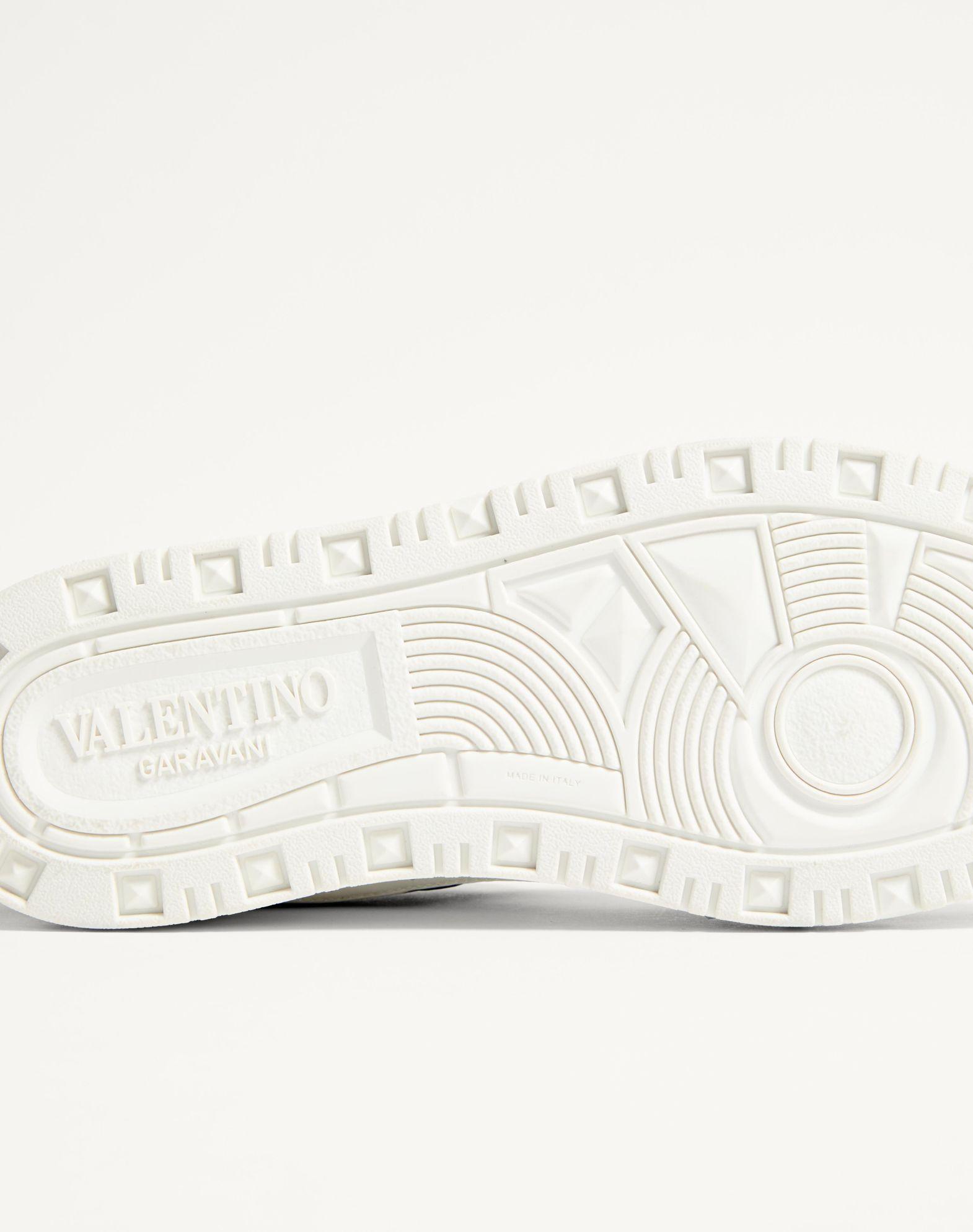 Freedots Low Top Sneaker In Patent Leather Product Image