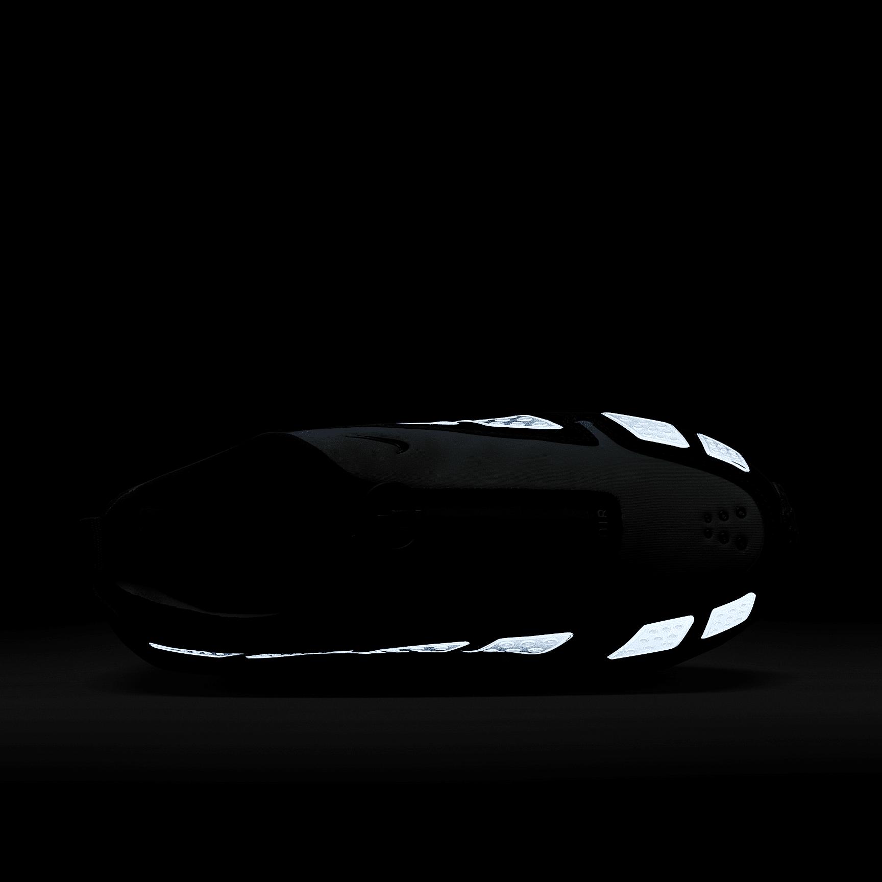 Nike Women's Air Max SNDR Shoes Product Image