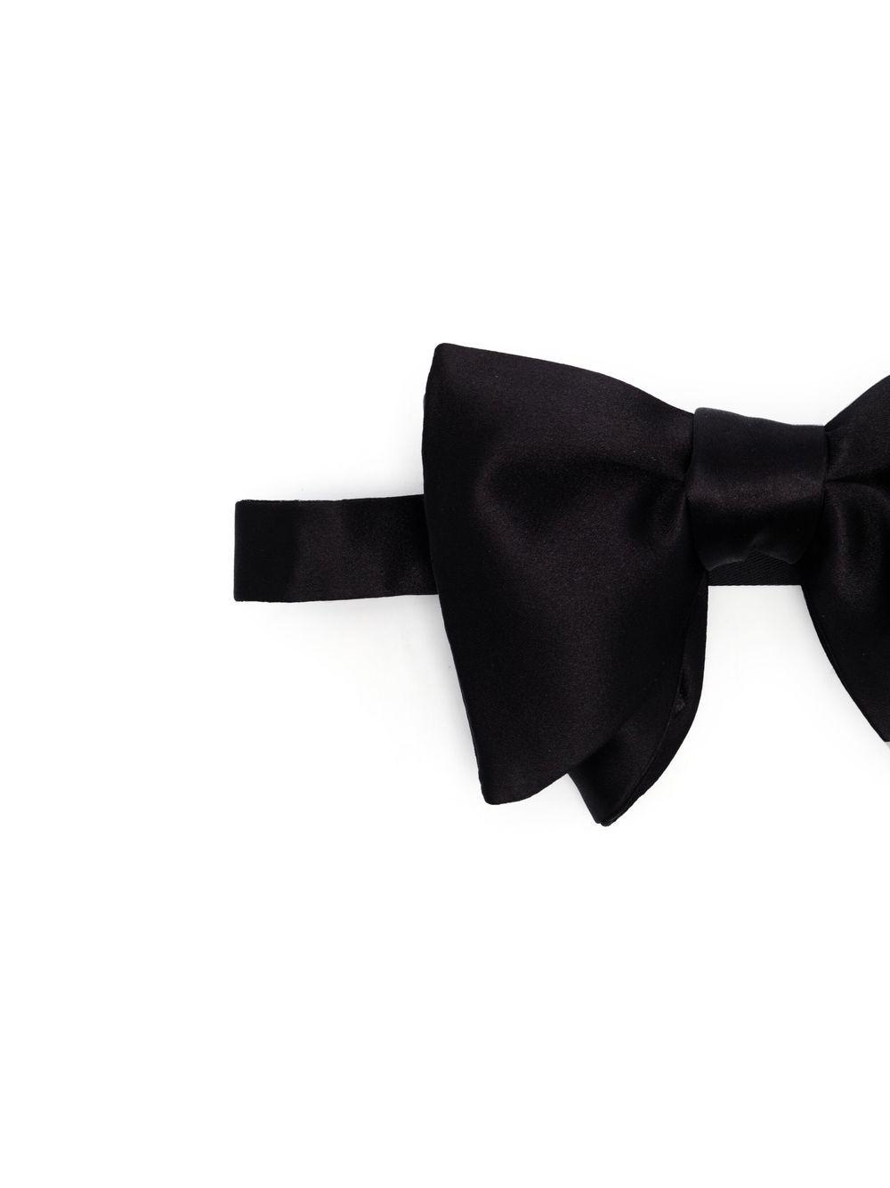 silk bow-tie Product Image