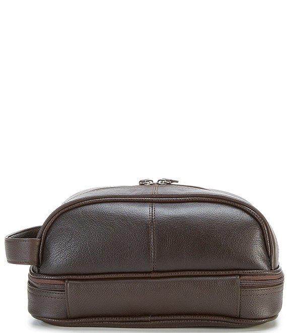 Roundtree & Yorke Bottom Zip Leather Travel Kit Product Image