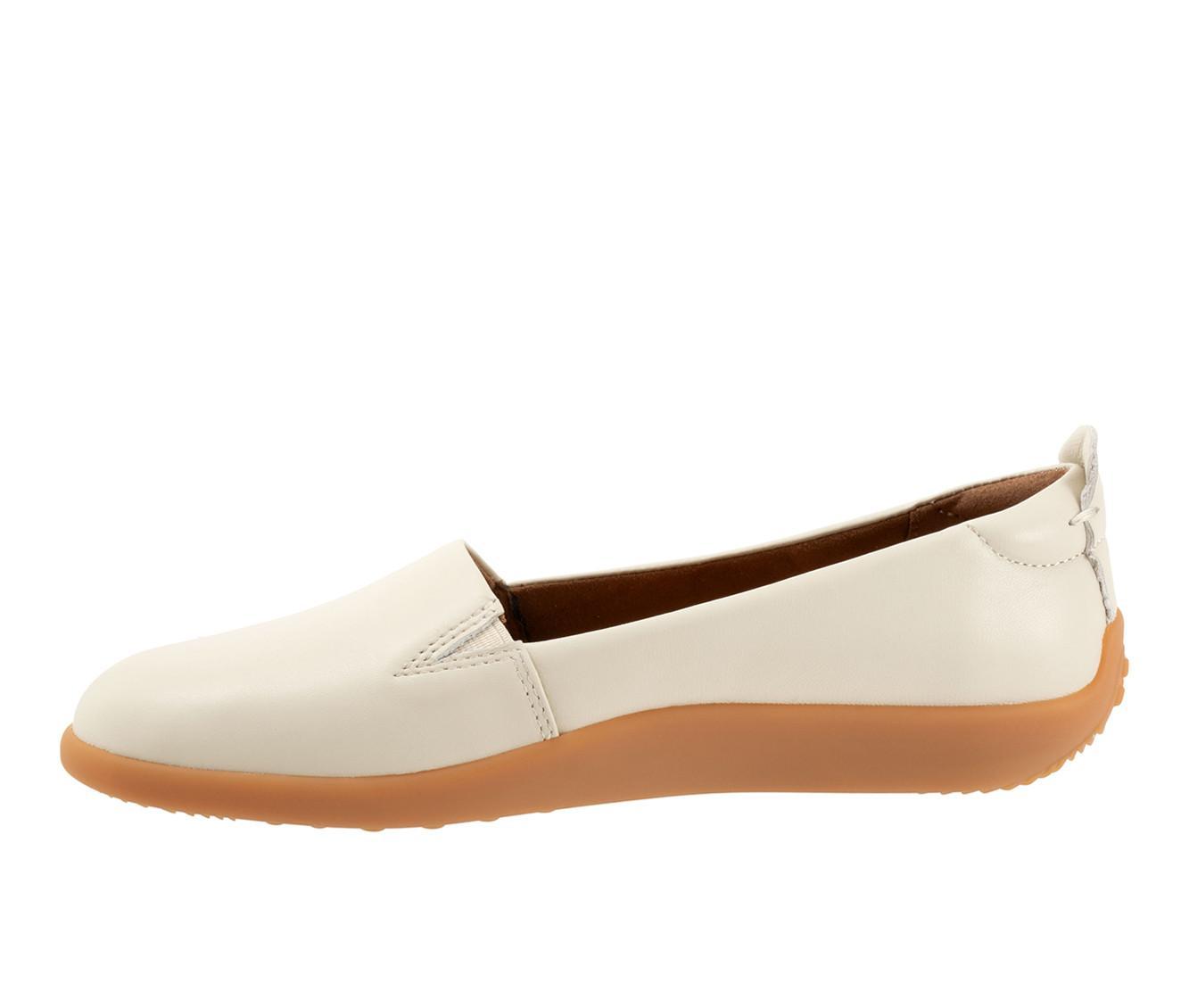 Women's Softwalk Deva Flats Product Image