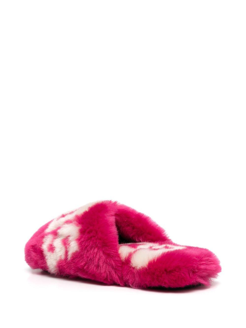 logo print faux-fur slippers Product Image