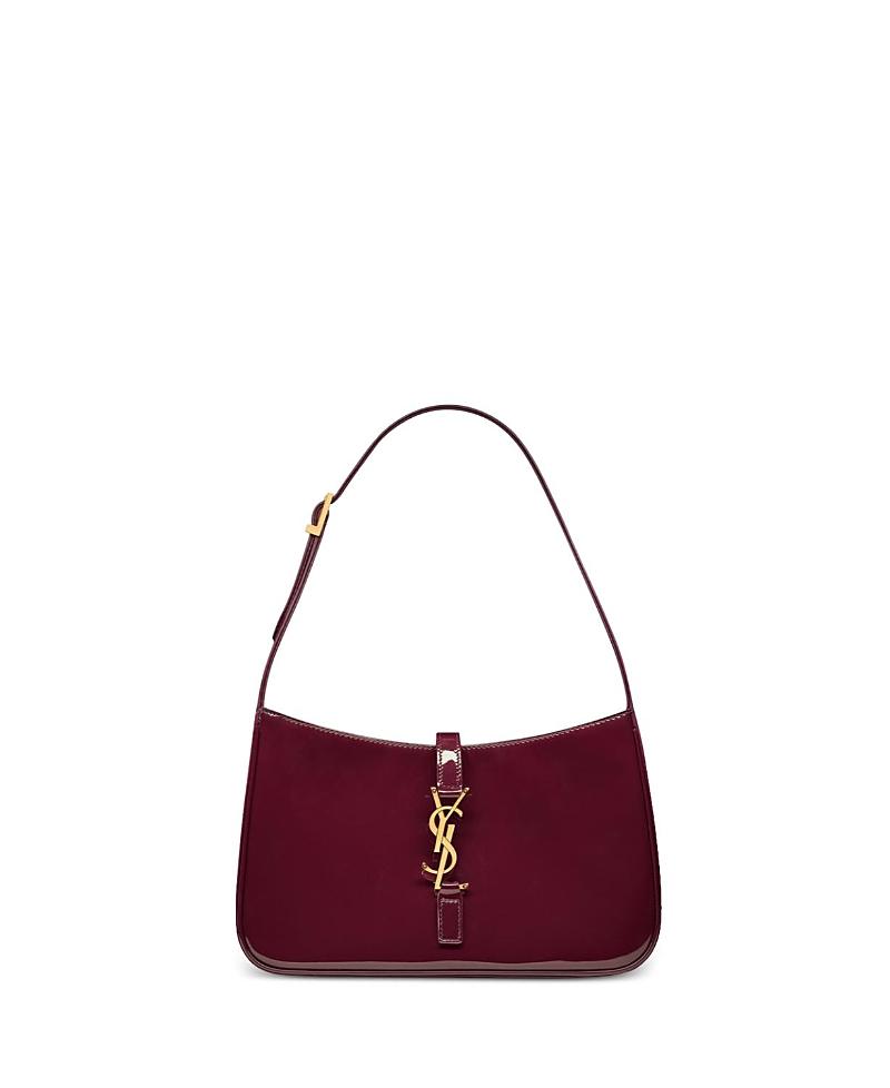 Womens Le 5 7 Shoulder Bag in Patent Leather Product Image
