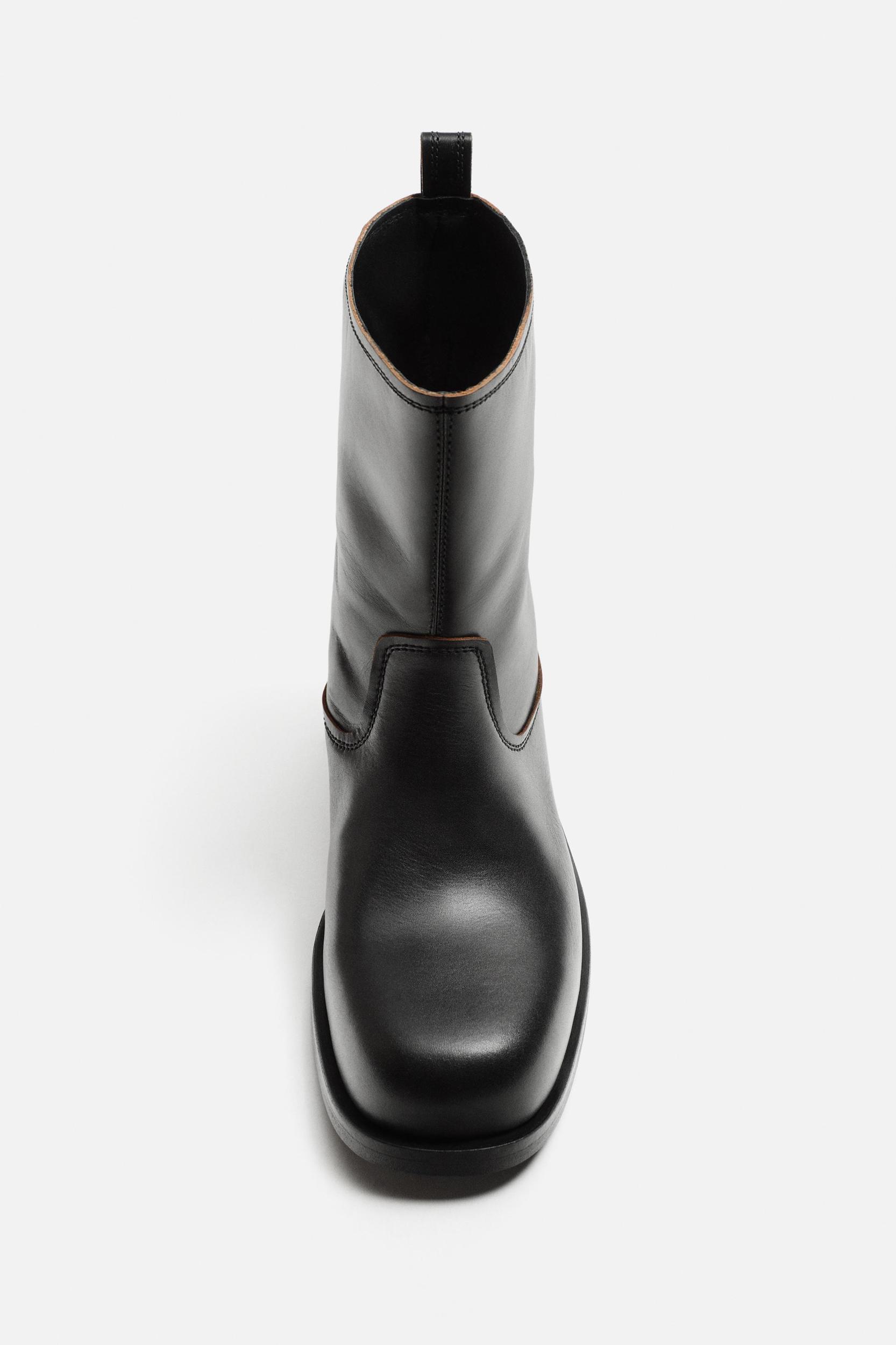 LEATHER BOOTS Product Image