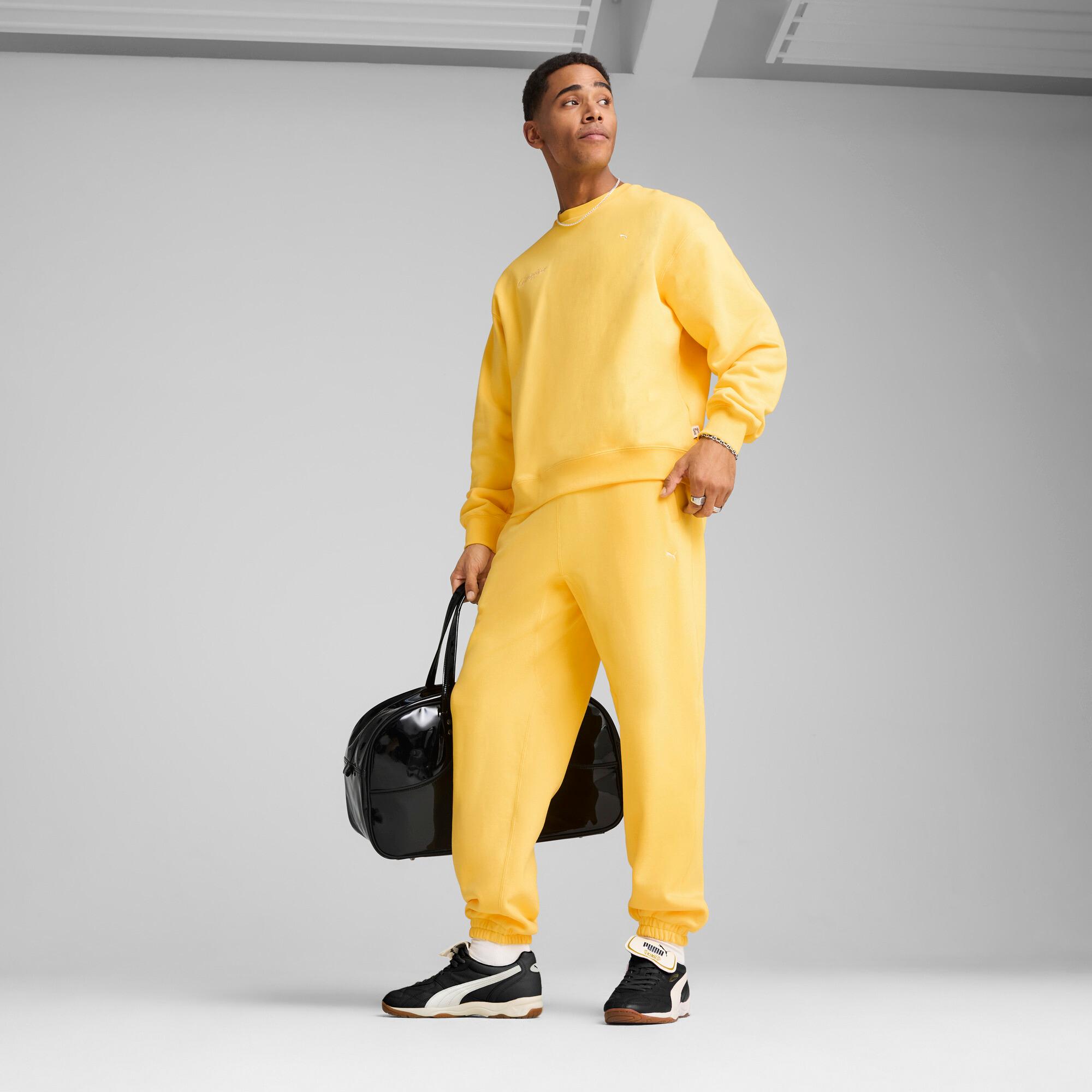 PUMA MMQ Men's Graphic Crew Product Image