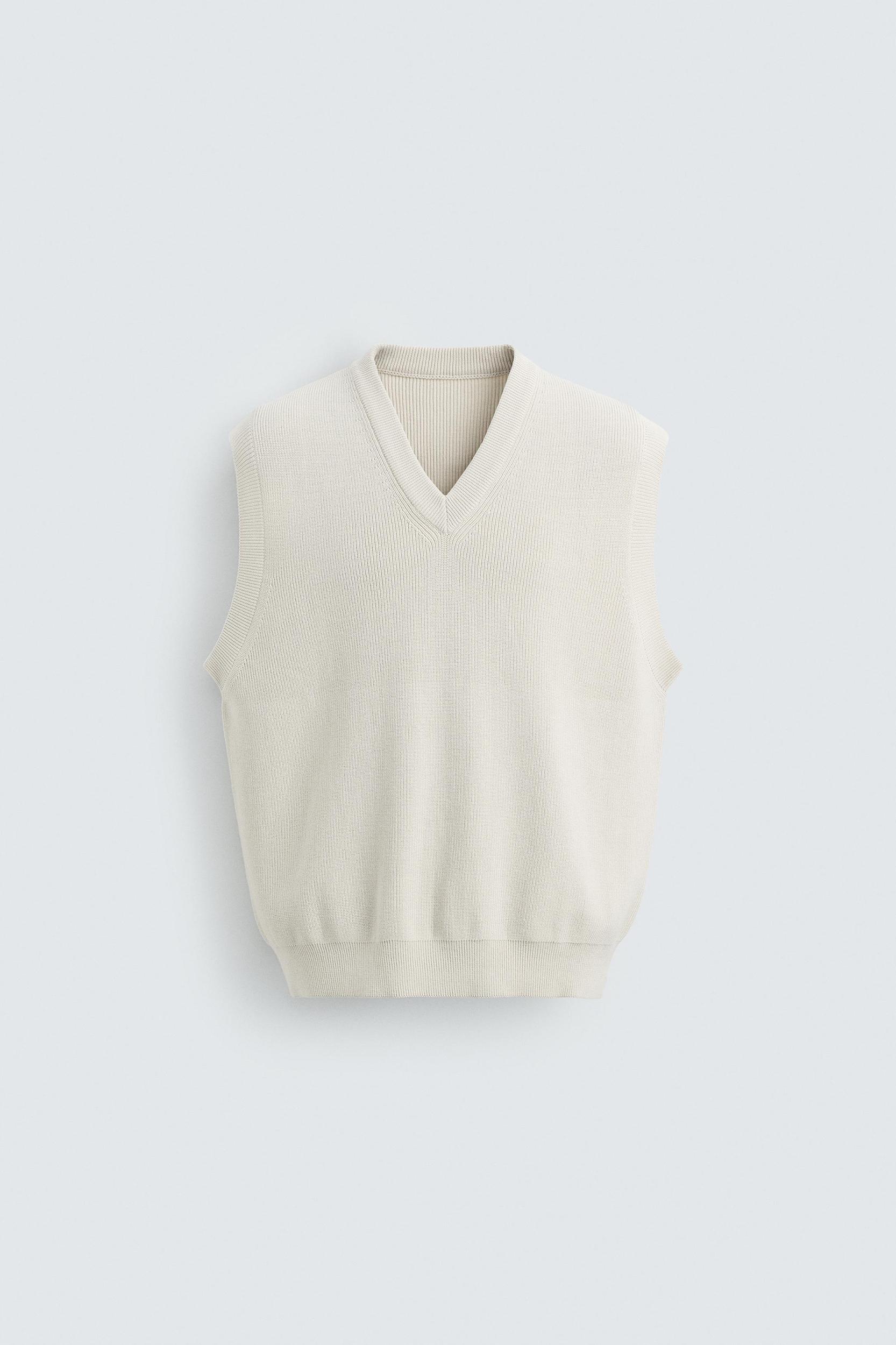 COTTON KNIT VEST Product Image