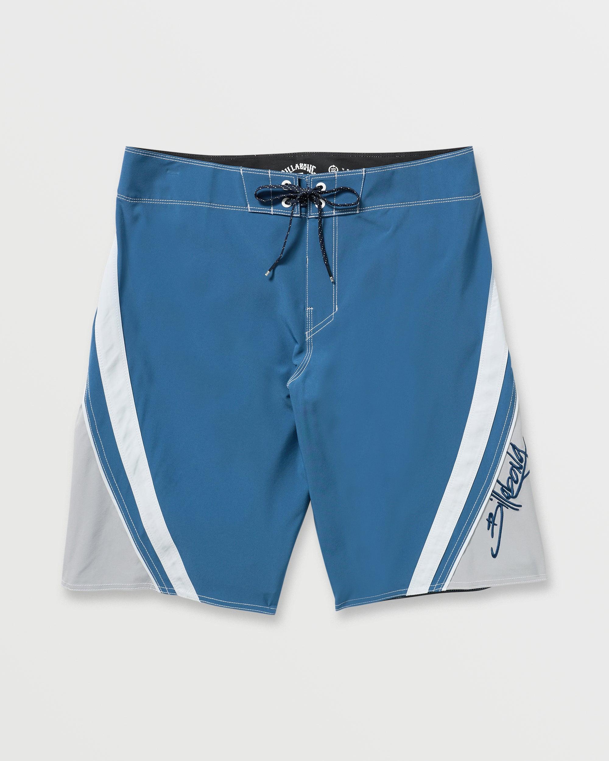 Fluid 2K Pro Performance 21" Boardshorts - Navy Male Product Image
