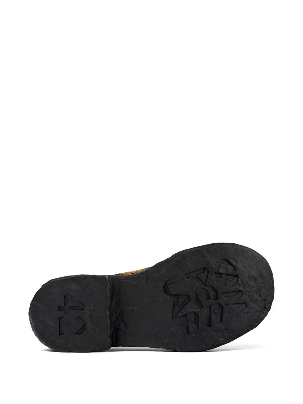 Vamonos croc-effect leather loafers Product Image