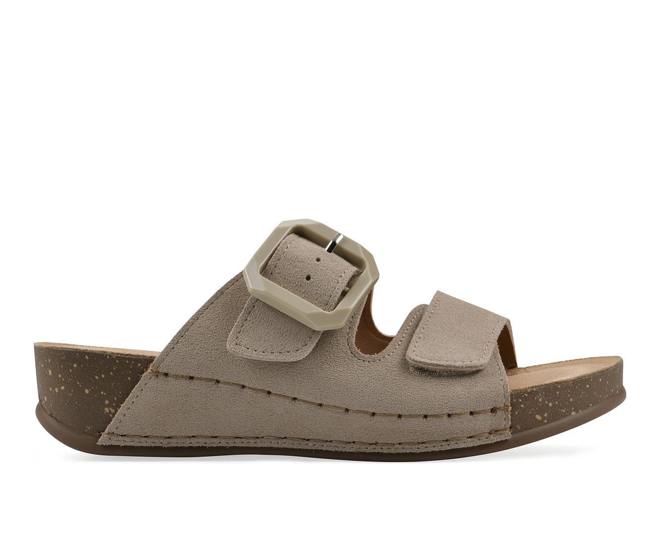 Women's White Mountain Fearful Footbed Sandals Product Image