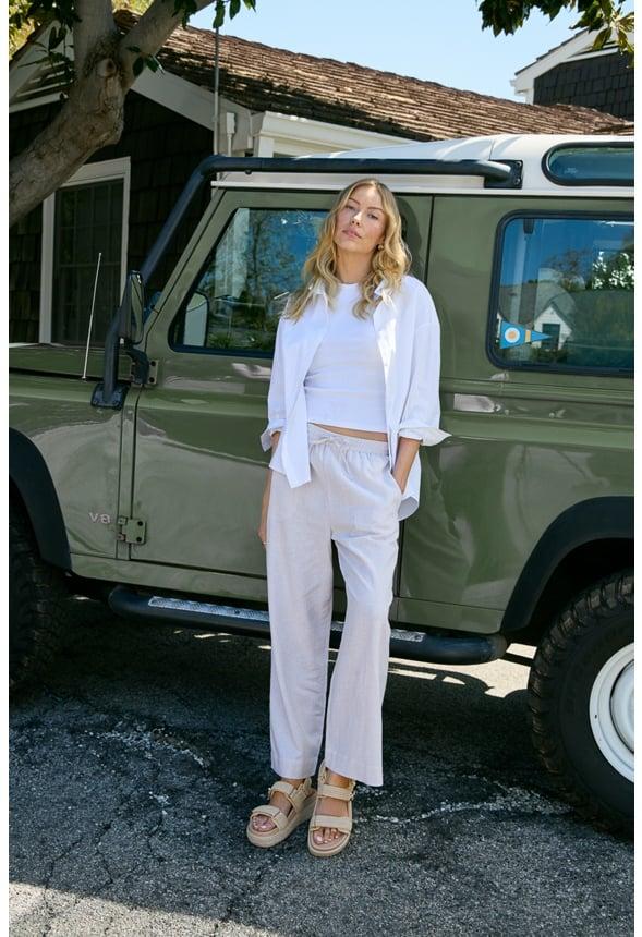 Pull-On Wide Leg Cropped Pants Product Image