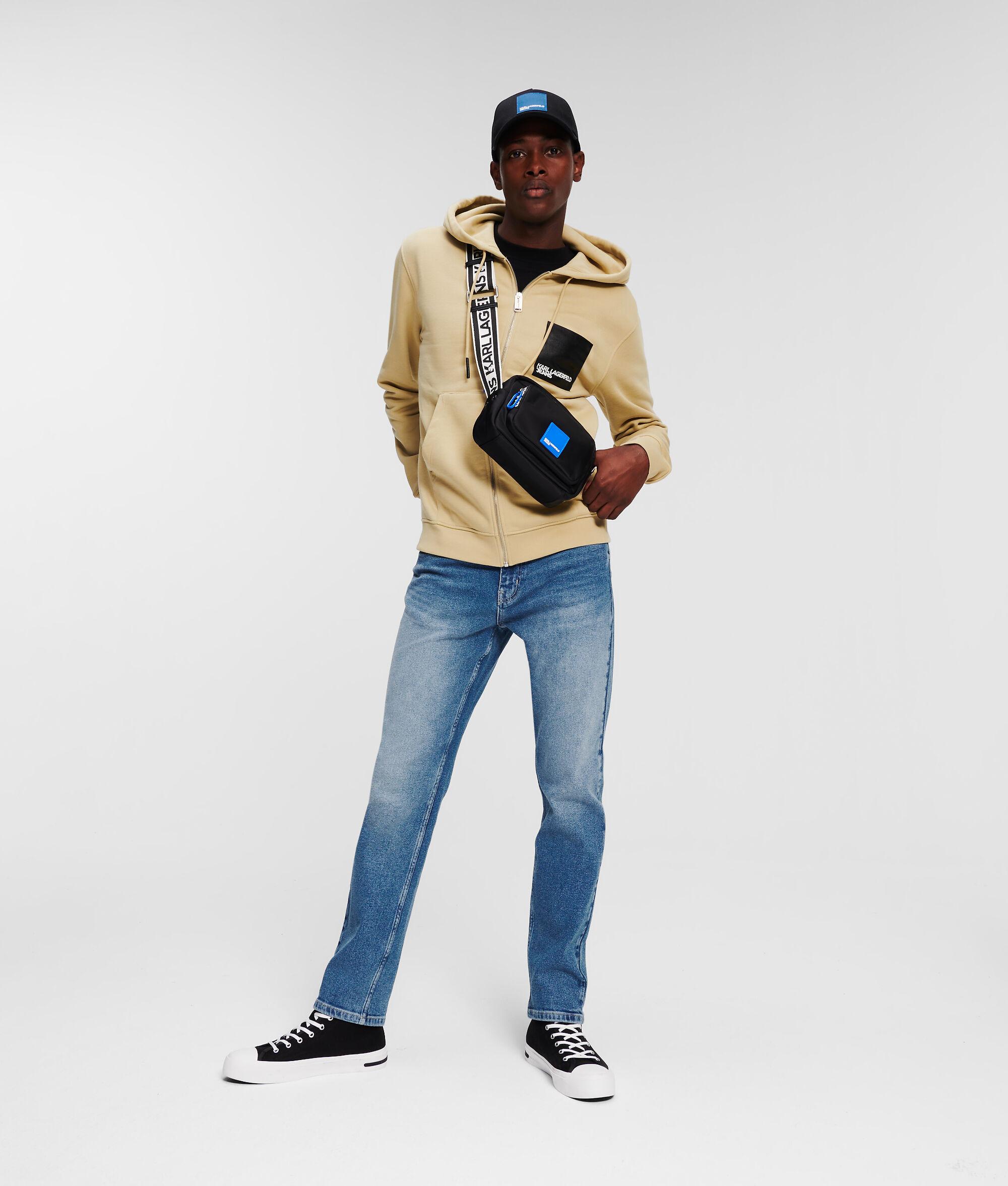 SLIM POCKET LOGO JEANS Product Image