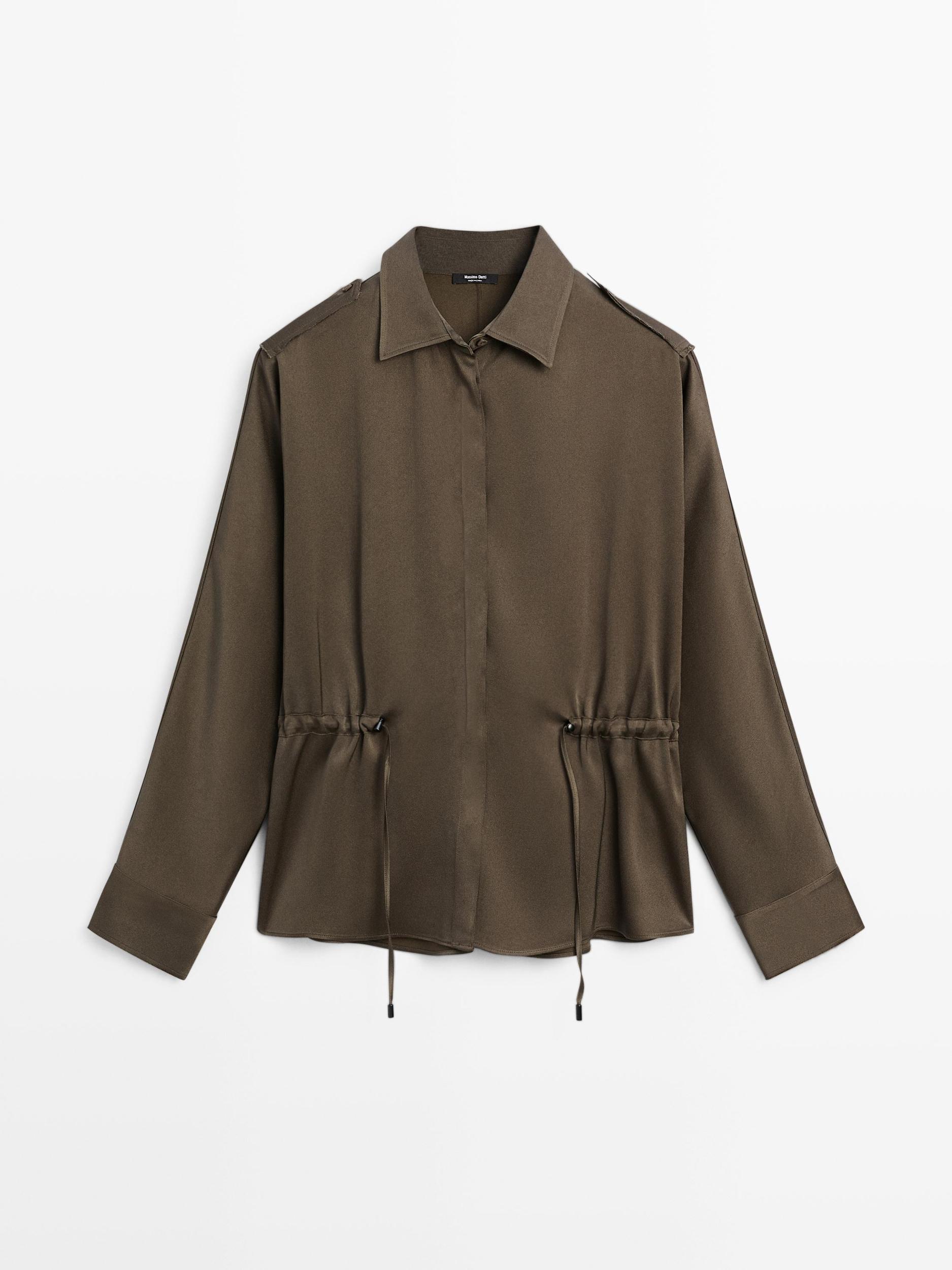 Flowing shirt with waist detail Product Image