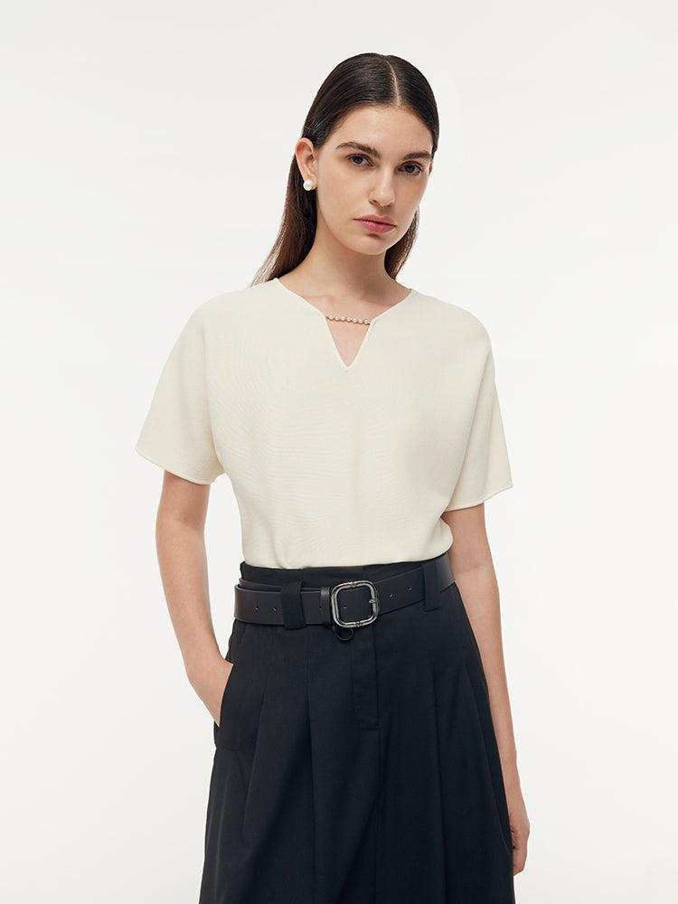 Tencel V-Neck Women Top With Detachable Beaded Chain Product Image